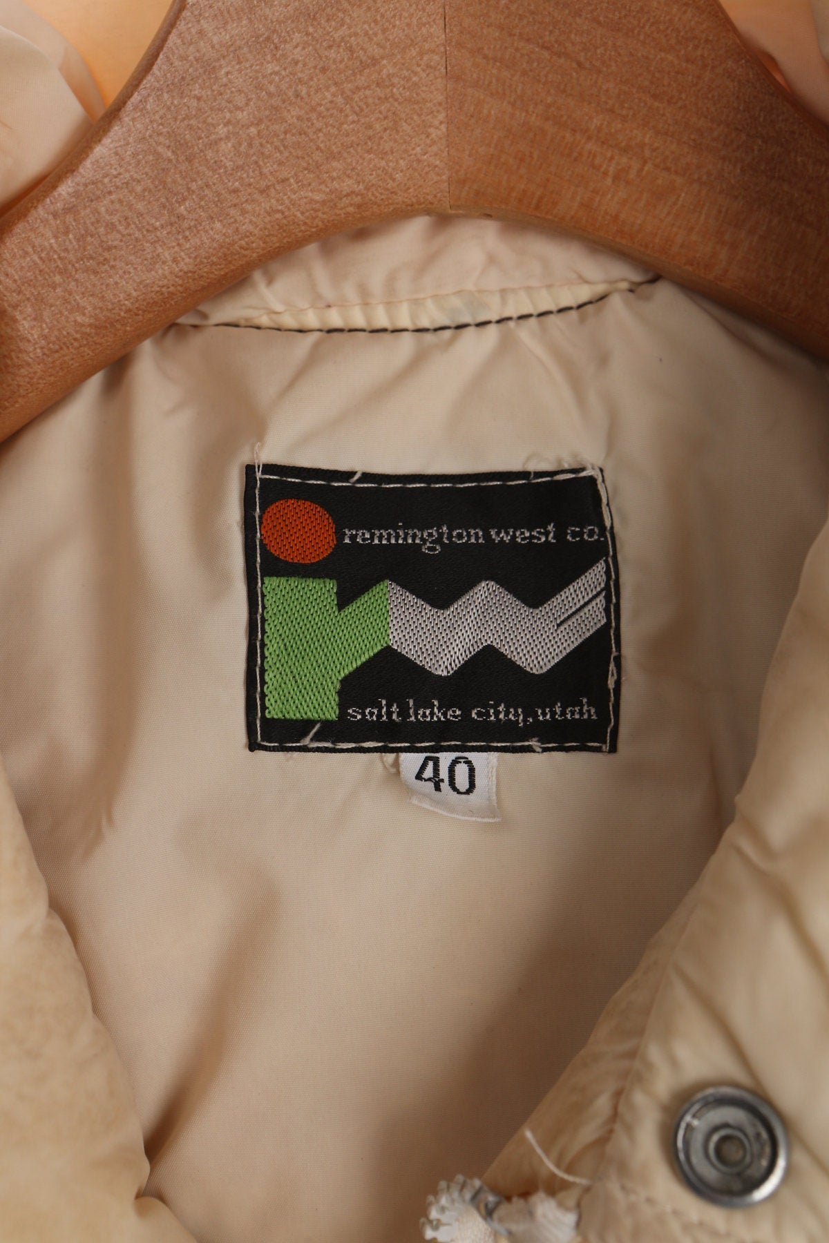 Vintage Down Vest With Brown Leather Outside Lining - Era ( 70's - 80's )