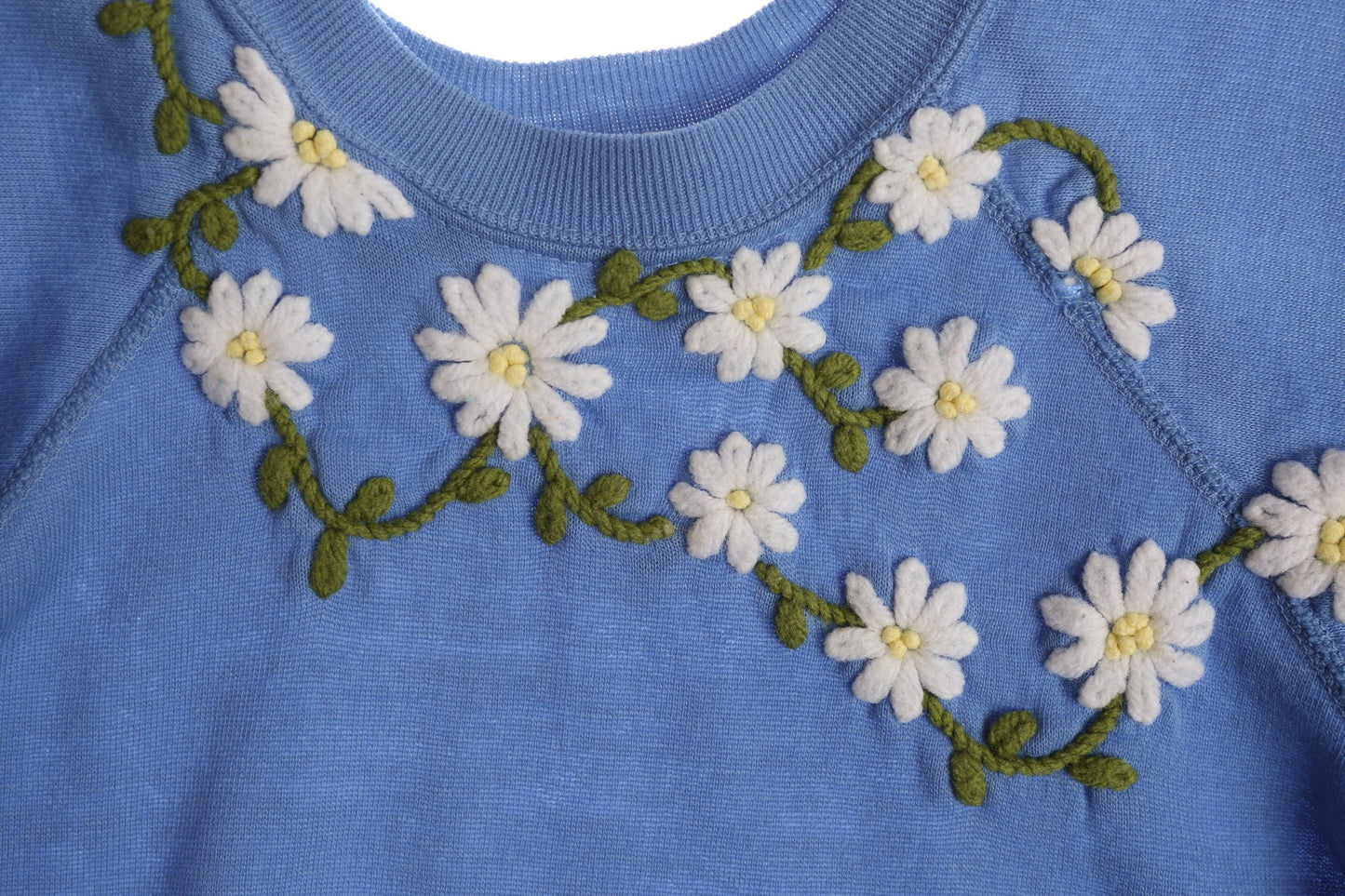 Vintage Blue Sweatshirt With Flower Embroidery