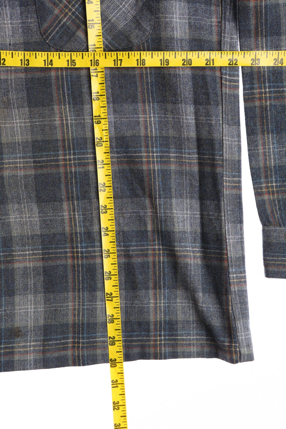 Vintage Men's Gray Plaid Pendleton Shirt - Era 70's - 80's