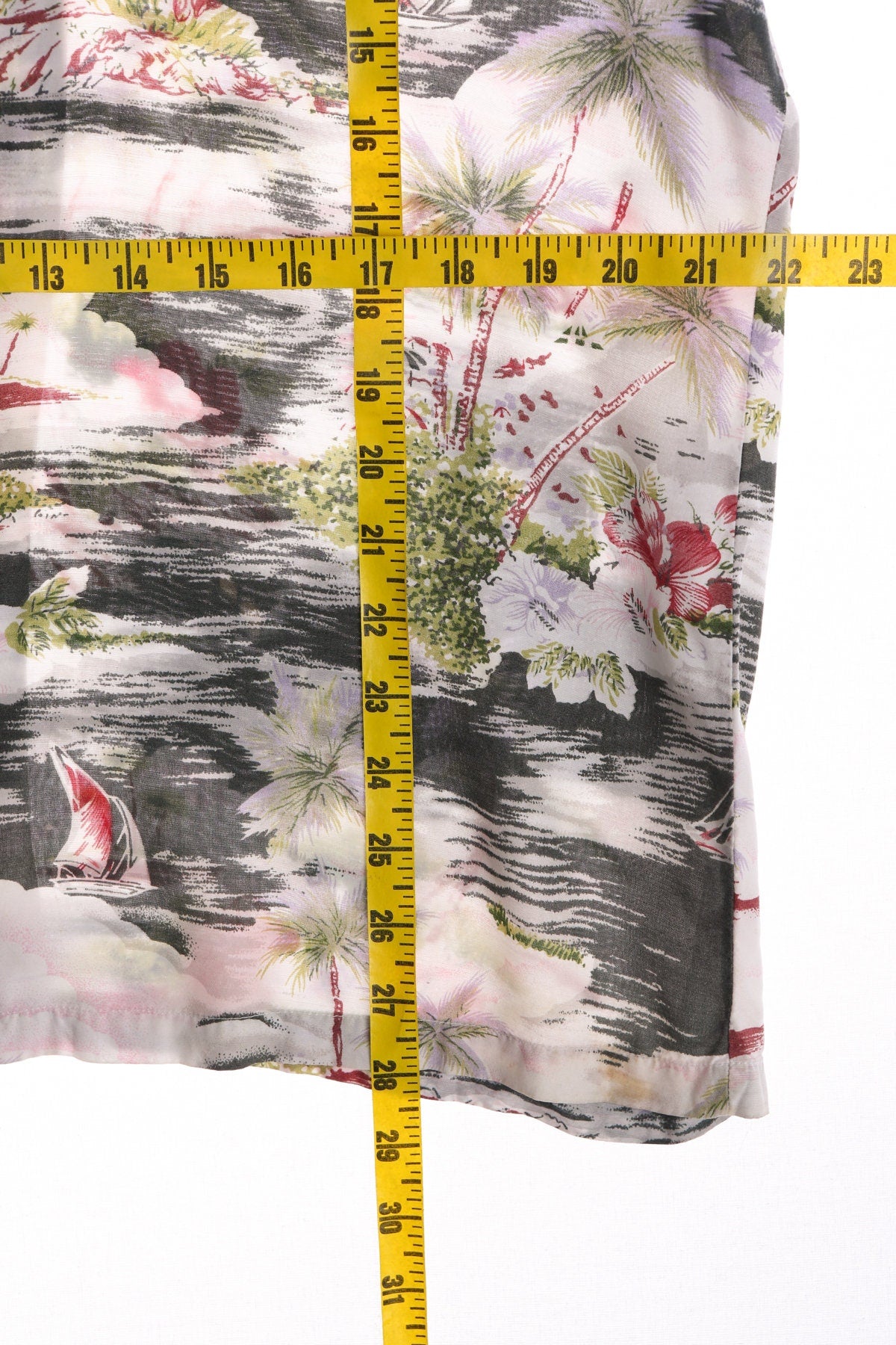 Vintage White Hawaiian Shirt By Michael Gerald - USA Men's size Large