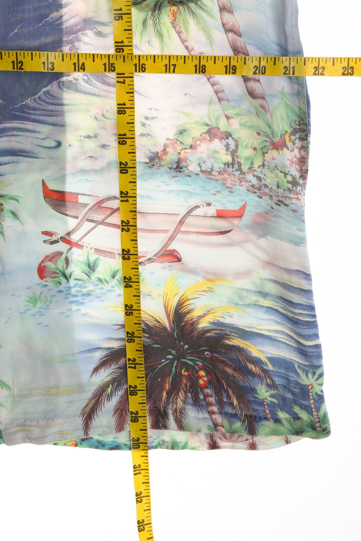 Vintage White Hawaiian Shirt With Palm Tree Print and wooden Buttons - Made in Hawaii
