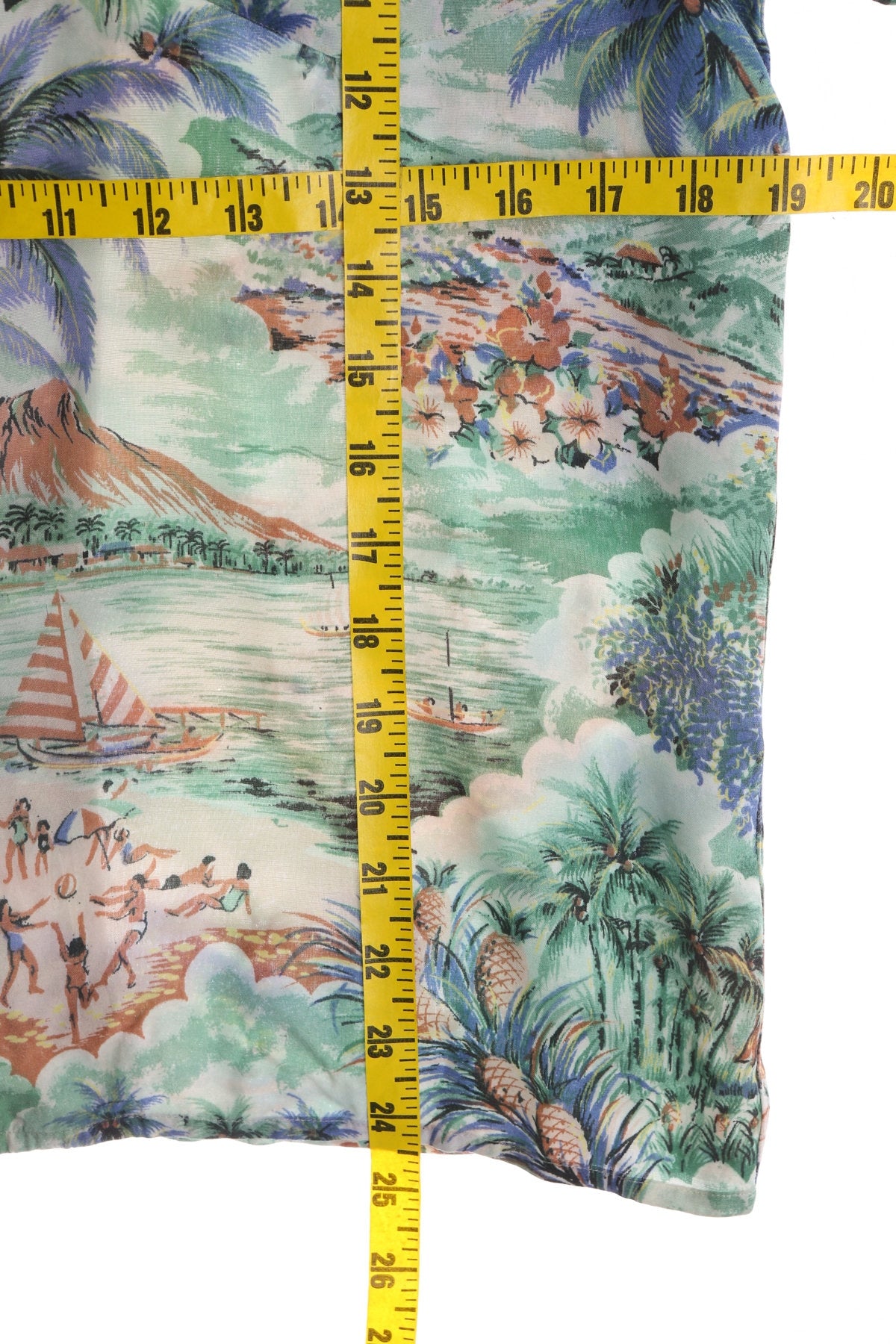 Men's Vintage Green Hawaiian Shirt - Beach Print