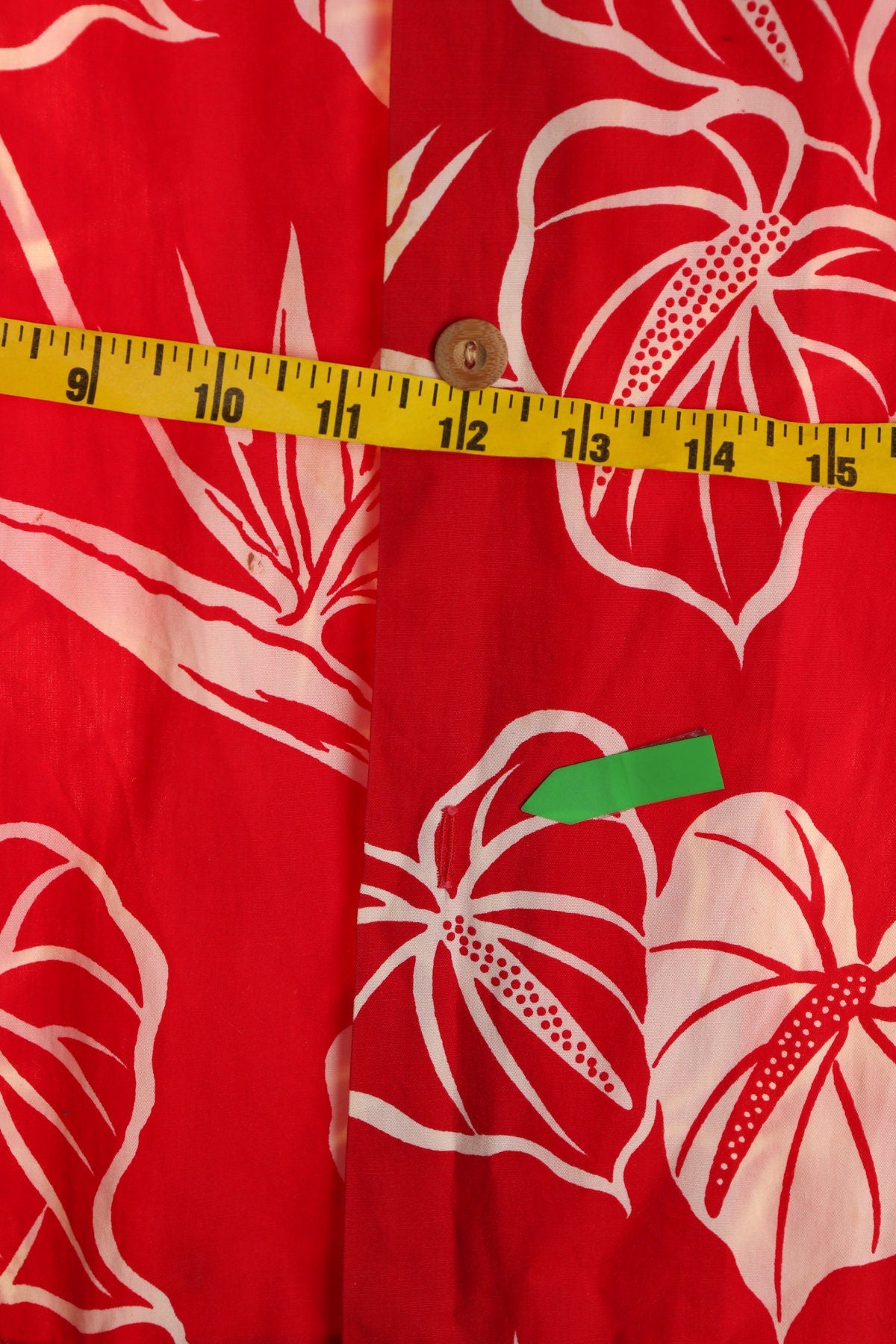 Vintage Men's Red Hawaiian Shirt - Made in Japan
