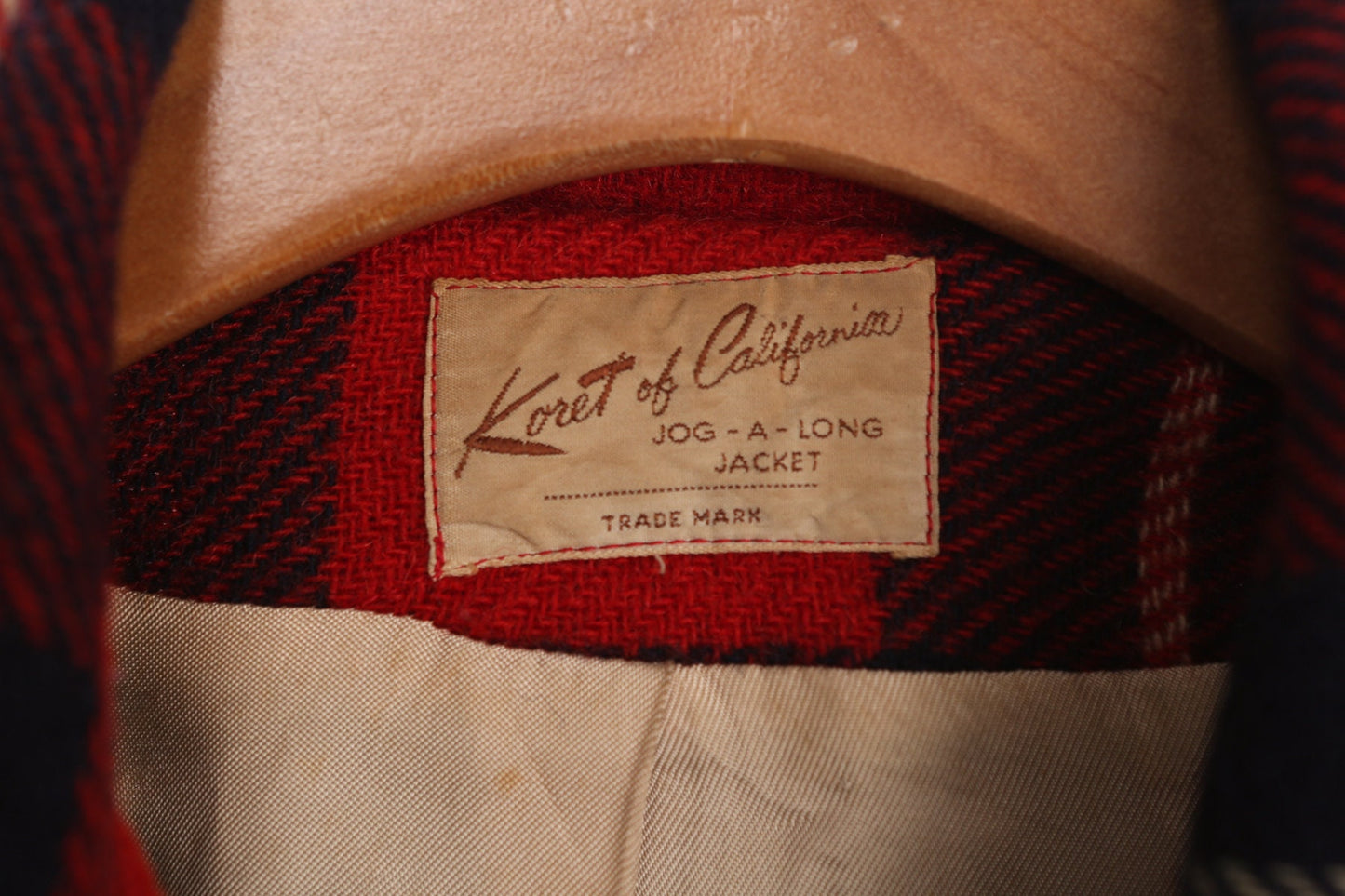 Vintage Women Red Plaid Jacket - Era 40's - 50's