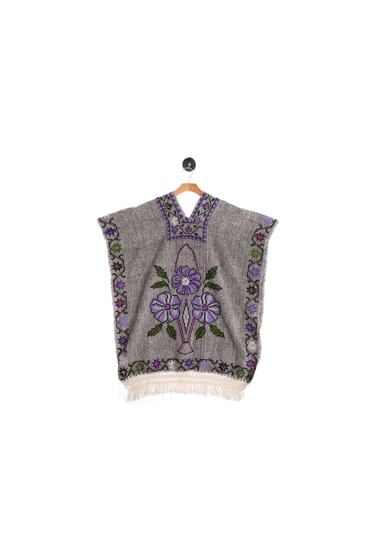 Women Flower Embroidered Gray Poncho - Purple Flower Embroidery Designs - Seam White Fringes