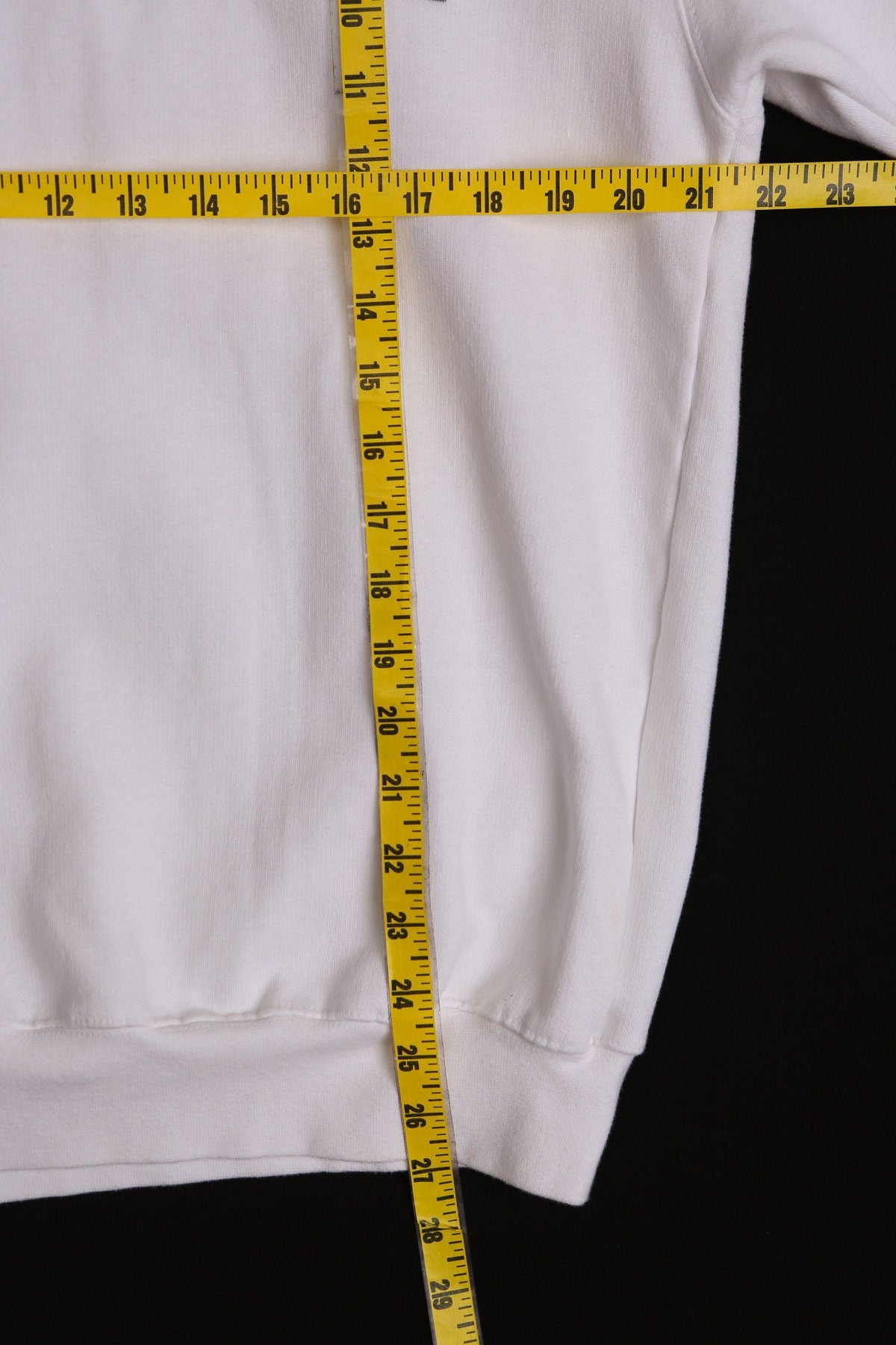 Guess Sport Embroidered White Sweatshirt - 90's - Y2K