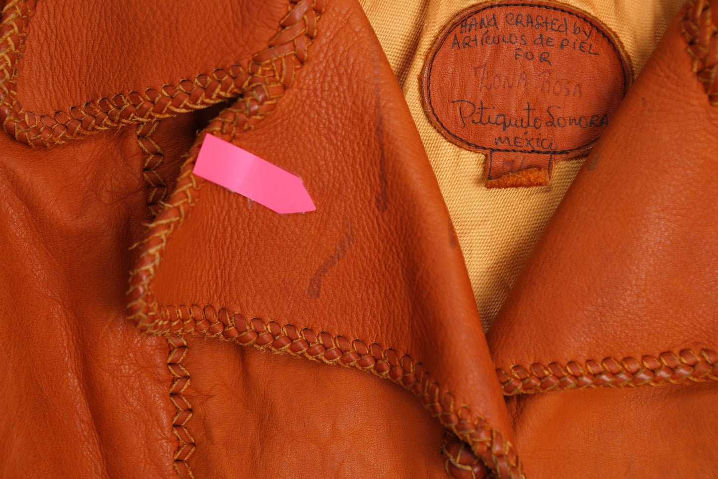 Vintage Women Hand Made Leather Jacket - Style 70's - Made in Mexico City on The Zona Rosa district.