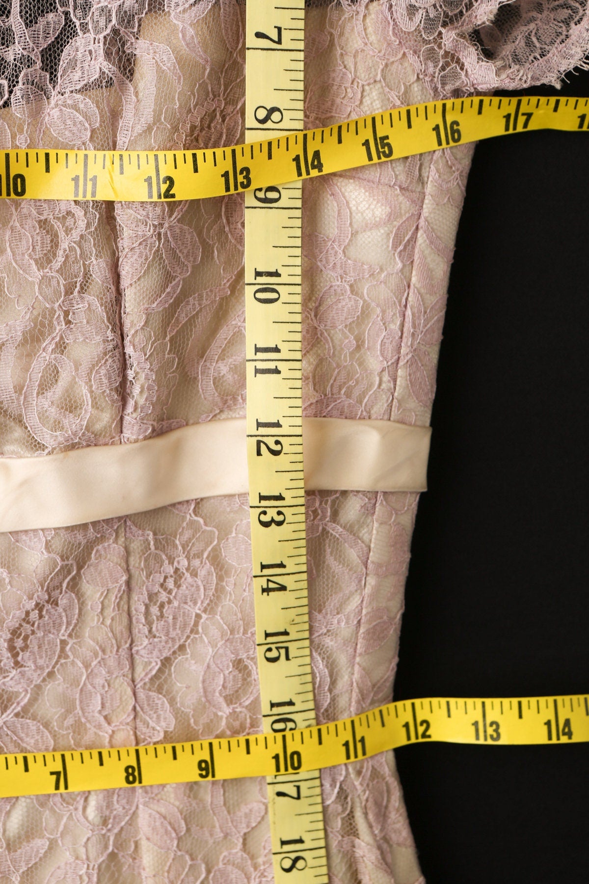 Vintage Women Evening Lace Dress - Era 50's to 60's