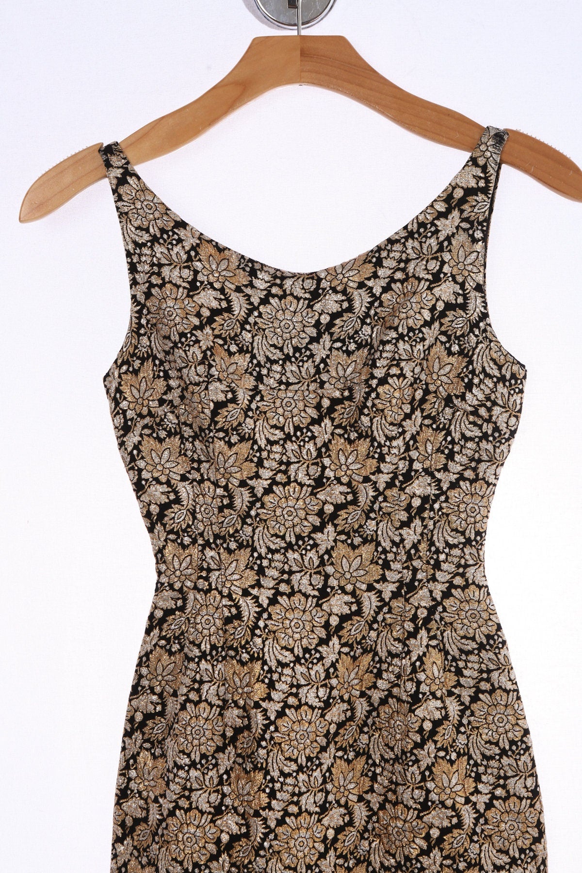 Vintage Women Metallic Golden Floral Embroidered Evening Dress