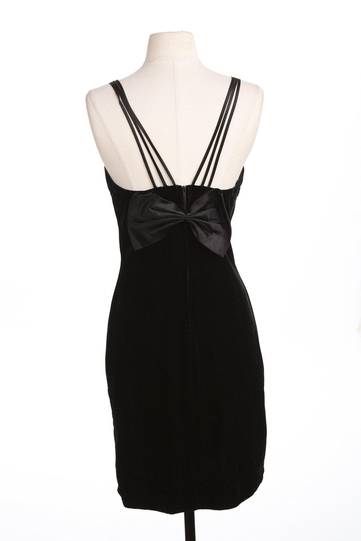 Vintage Women Strap Black Evening Dress with Back Bow Detail