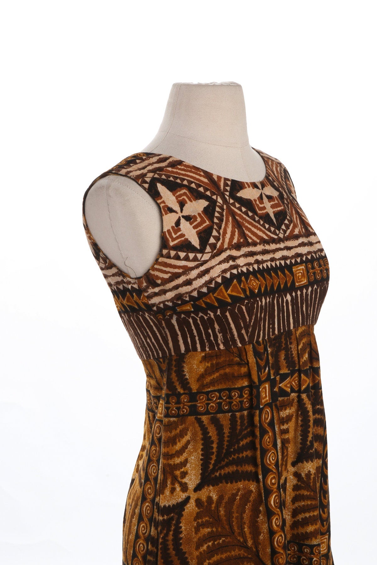 Vintage Hawaiian Dress - Brown Tribal Print - Era 70's - 80's