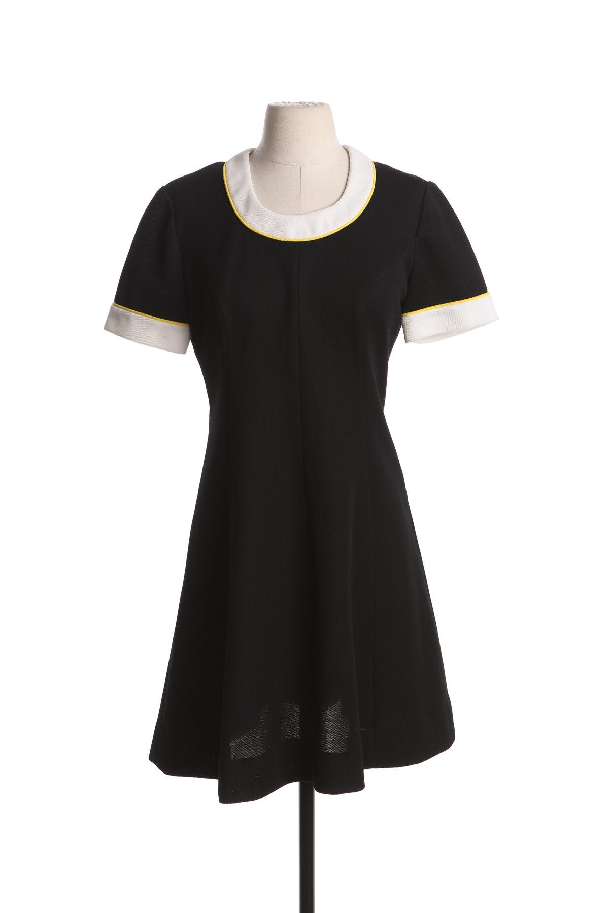 Vintage Black Mod Dress - Era 60's - 70's - By Leslie Tag knits