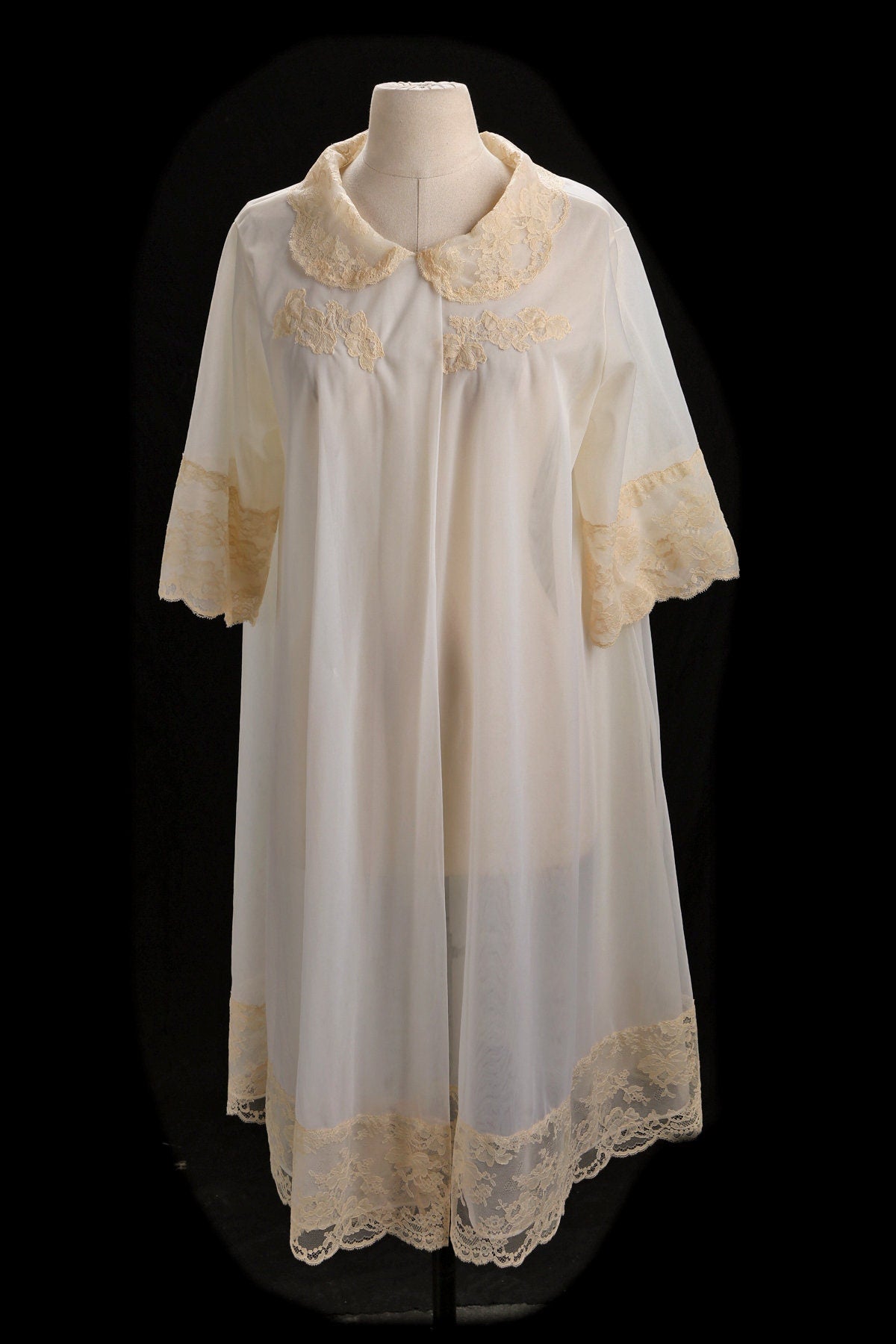 Vintage Women Nightgown Dress - Era 60's - 70's