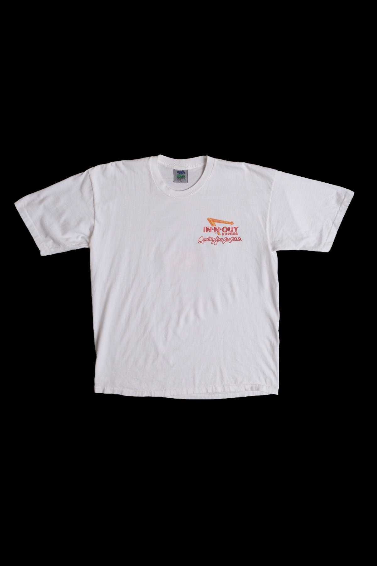 Vintage In and Out white Graphic T-shirt - Get A Taste of California