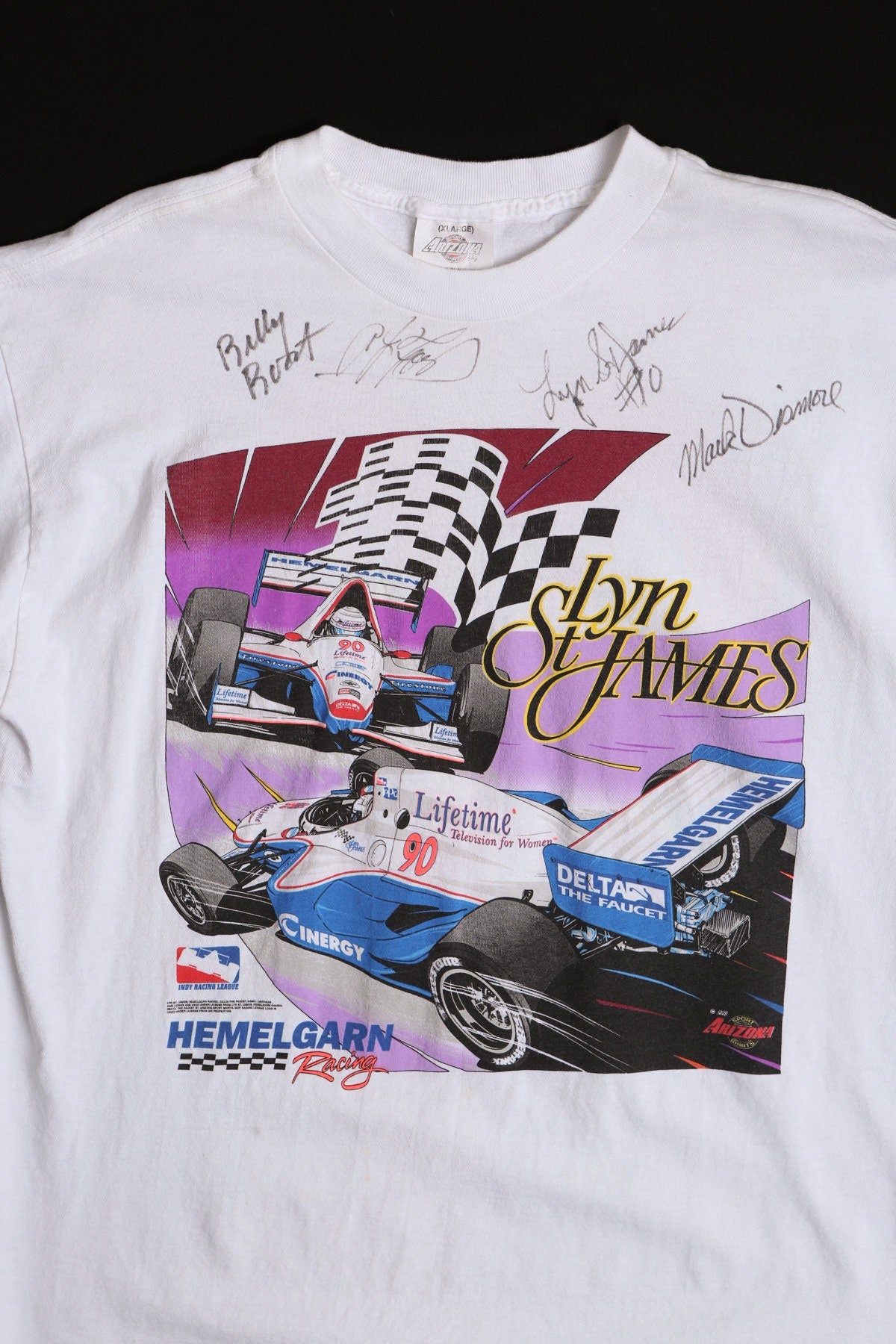 Saint Lyn James Vintage White Graphic T-shirt - Hemelgarn Racing - Formula One