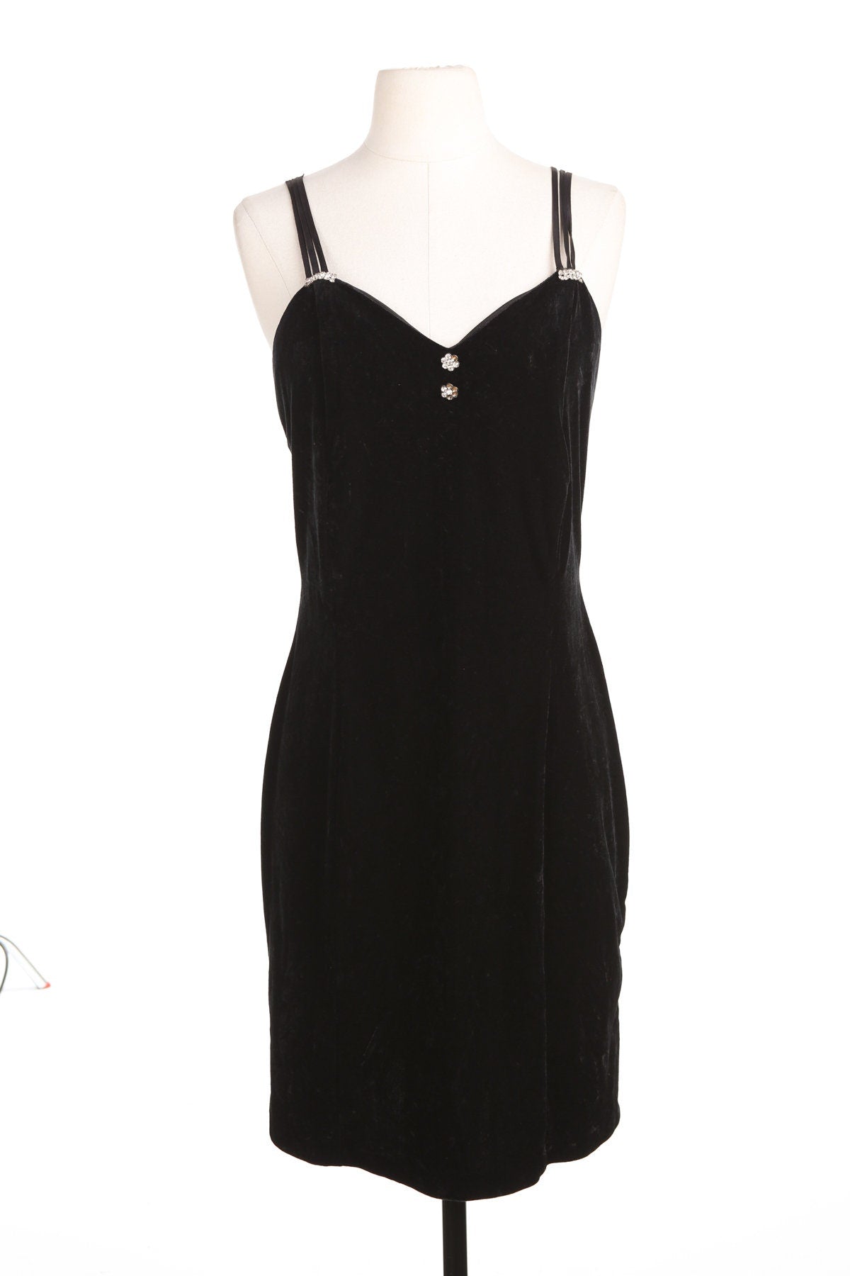 Vintage Women Strap Black Evening Dress with Back Bow Detail
