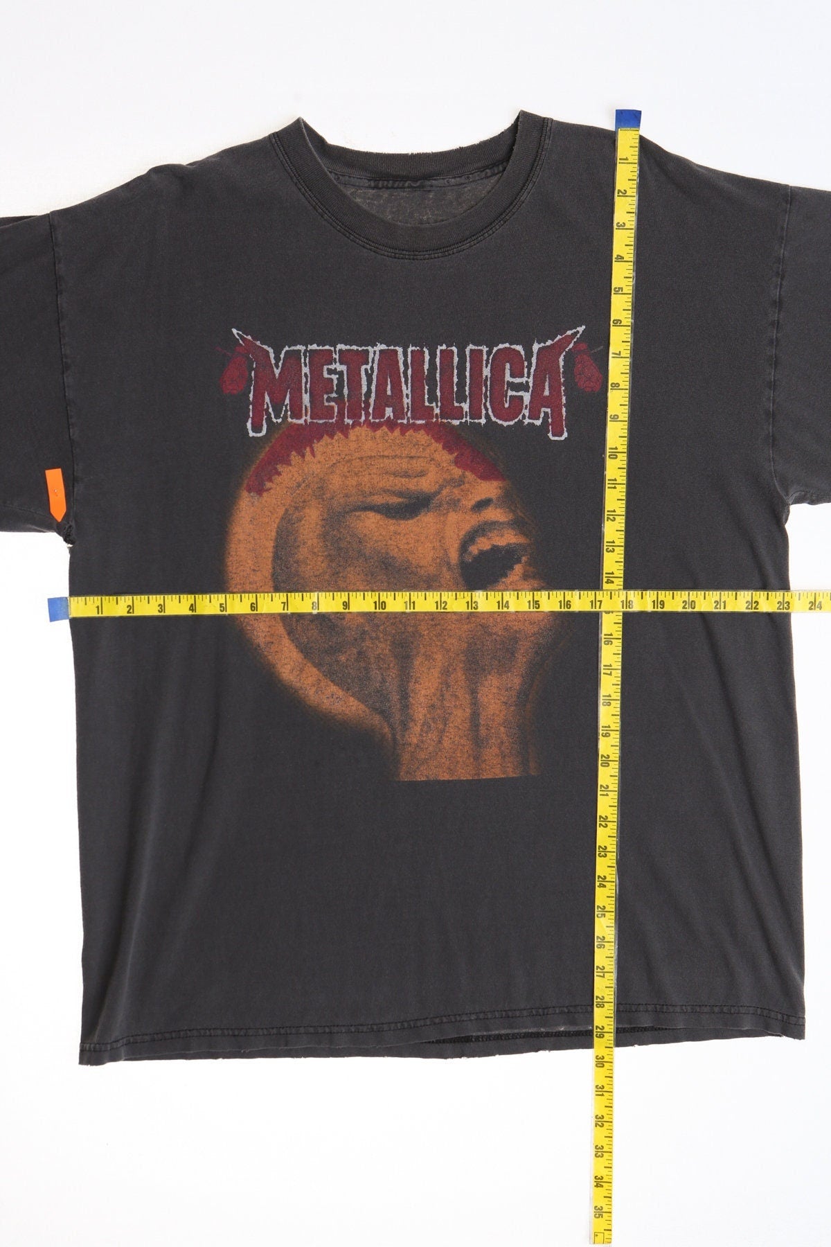 2004 metallica black shirt tour concert t-shirt fist rock music