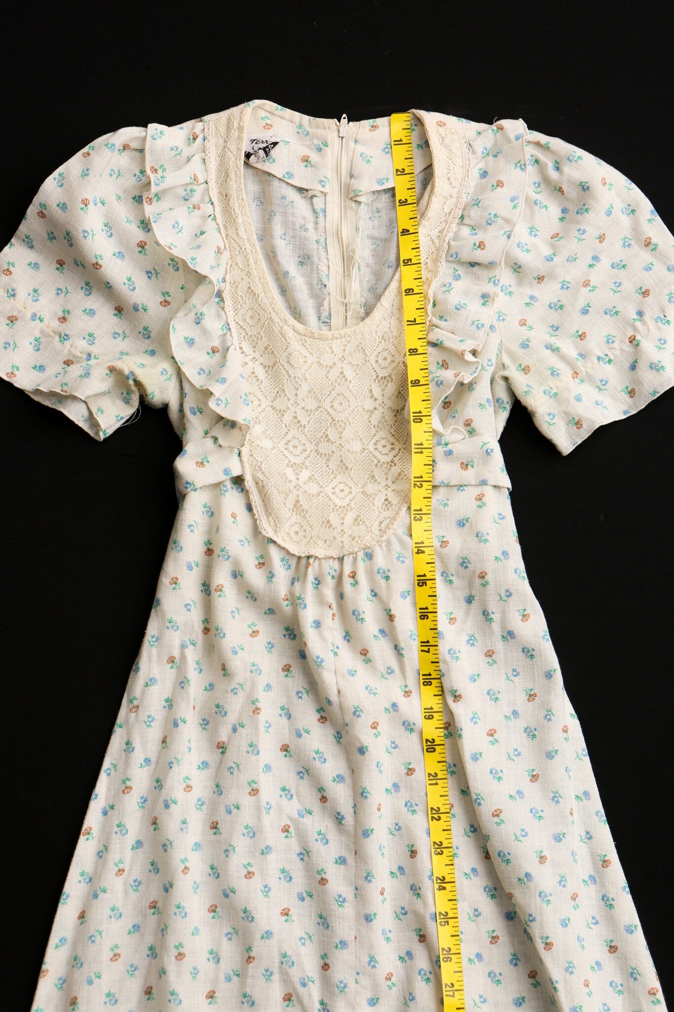 Vintage 70's long dress floral beige