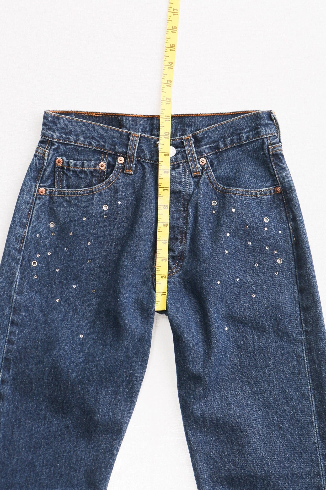 Vintage 501 levi's jeans medium wash rhyme stones cut off denim pants y2k