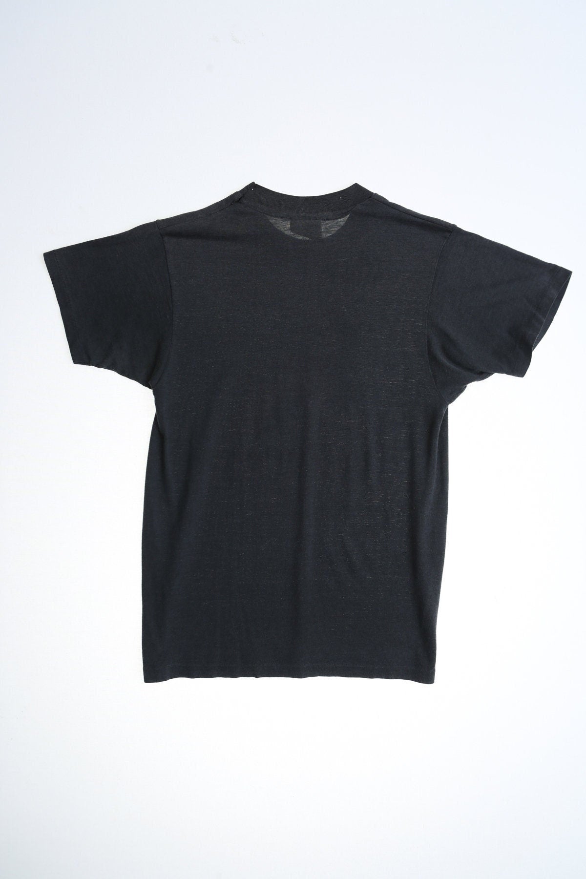 Vintage bermuda graphic t-shirt black shirt 70's bird animal print