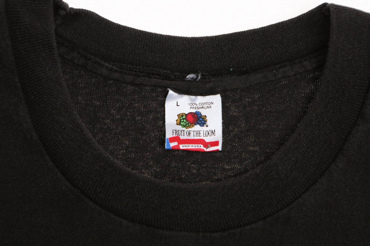 Vintage graphic 90's black t-shirt fruit of the loom l shirt purple skeleton skulls