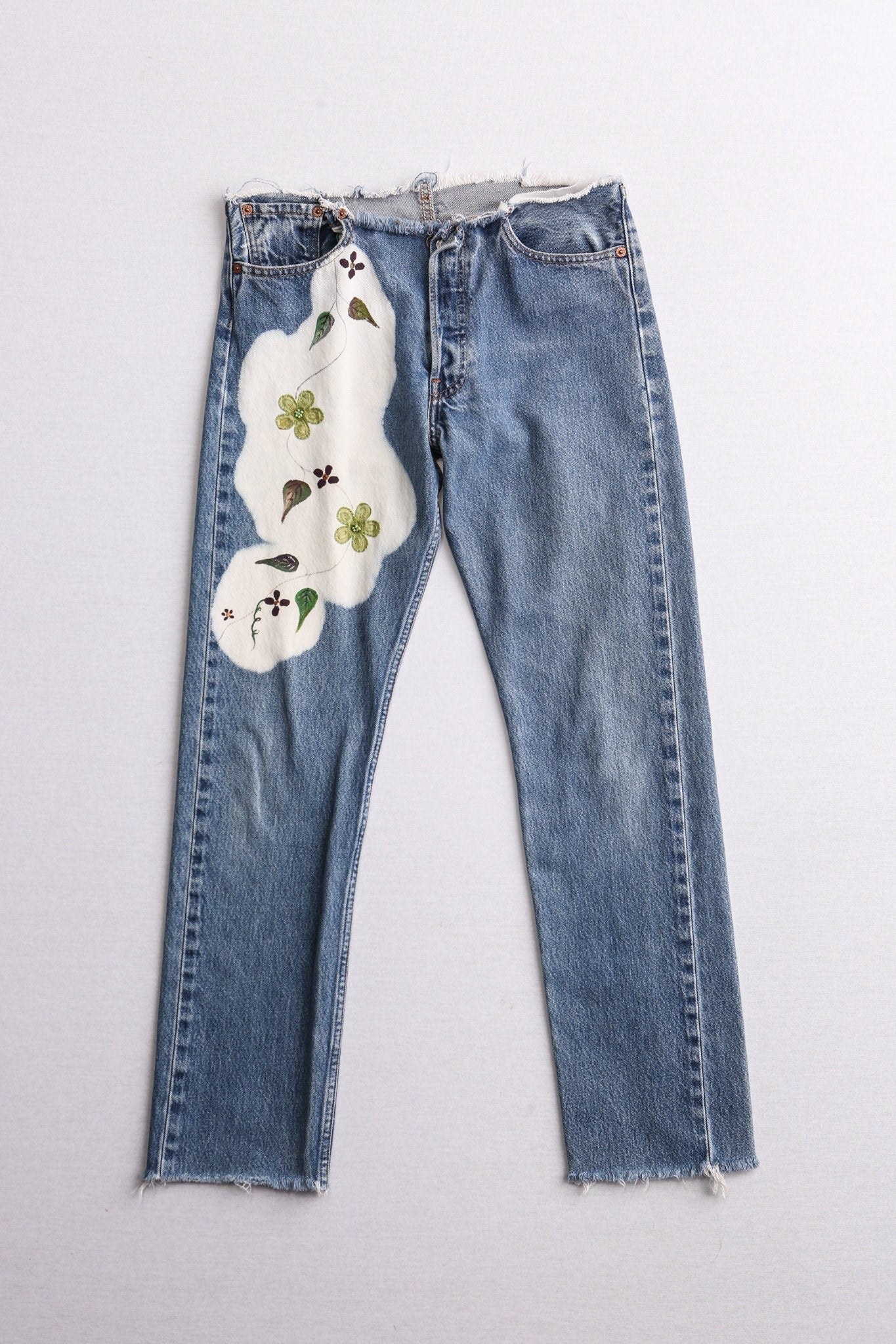 Vintage 501 levi's jeans cut off waist medium wash women high waist hand painted flowers high water cut off legs