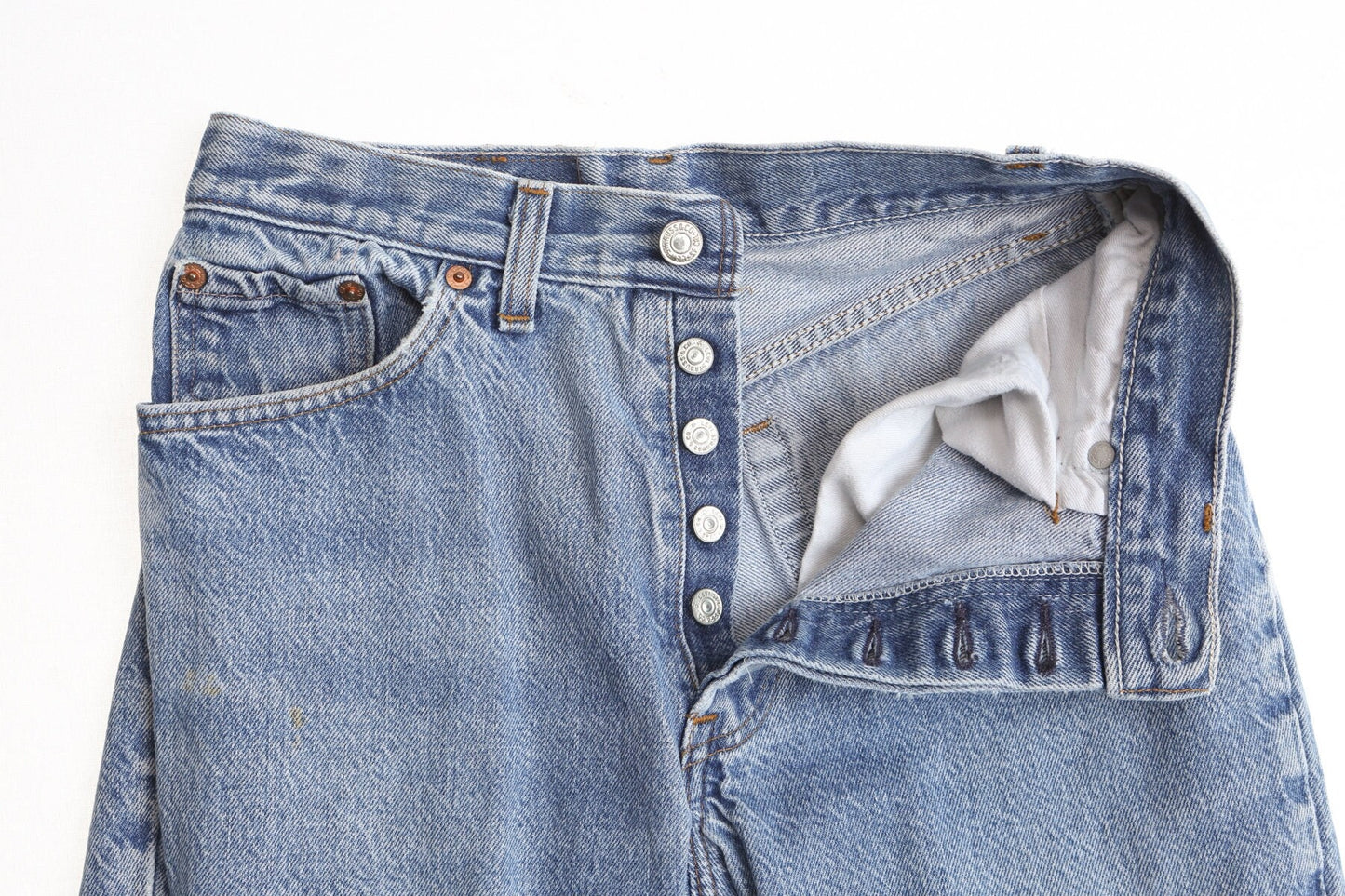 501 levi's vintage denim jeans pants blue light wash cut off