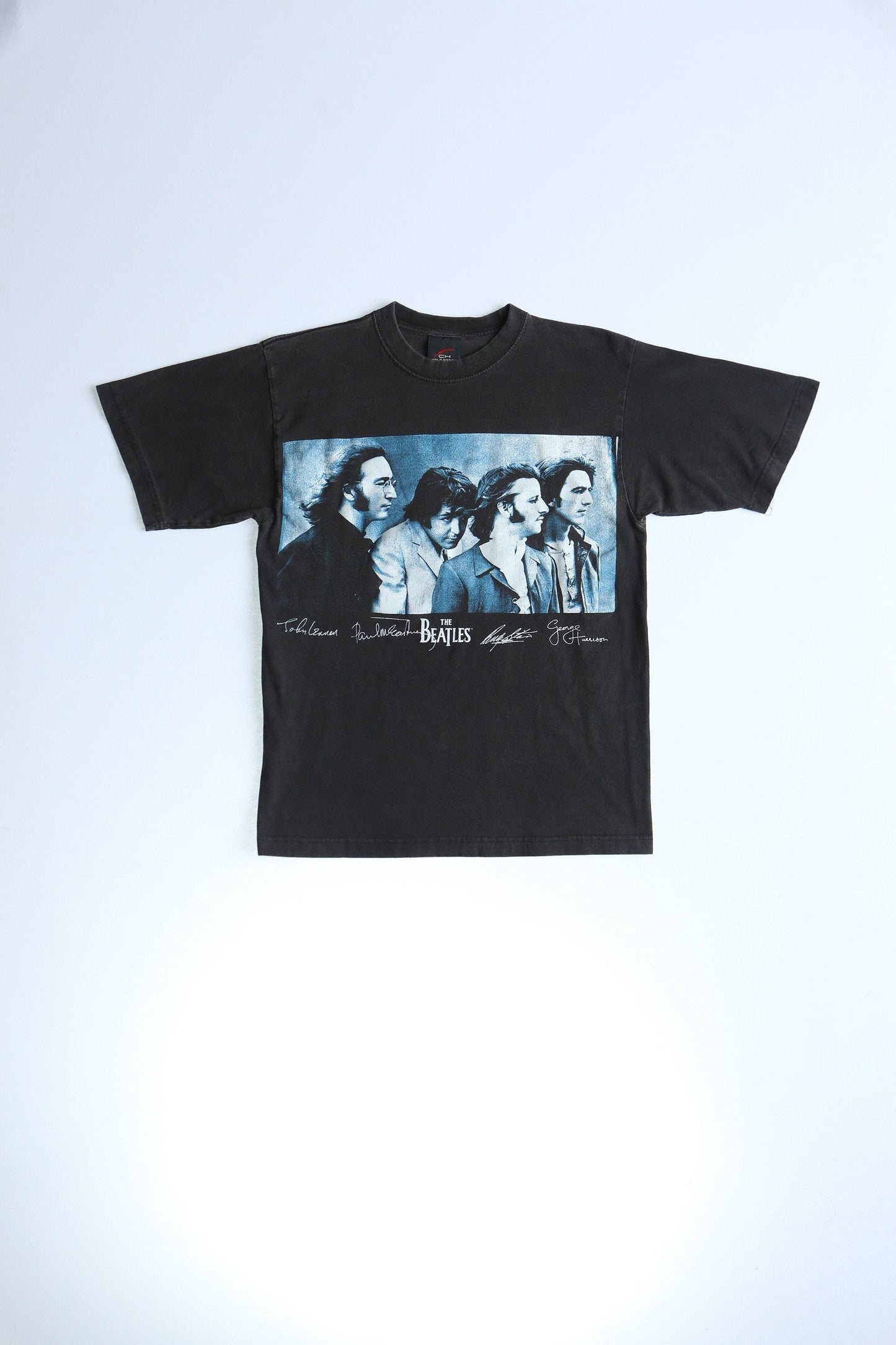 The beatles vintage graphic t-shirt autographs black rock band