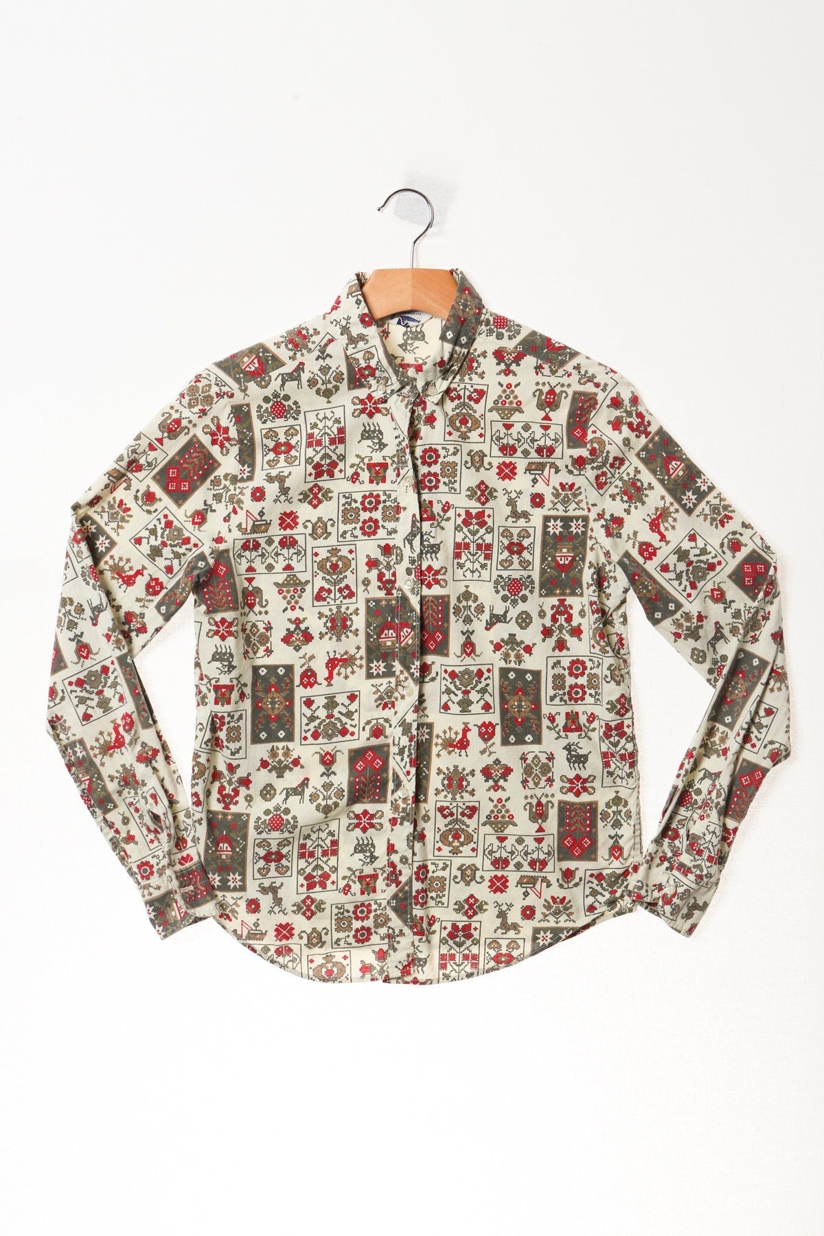 Vintage 70's cotton beige hippie top blouse women button geometric print animal bird