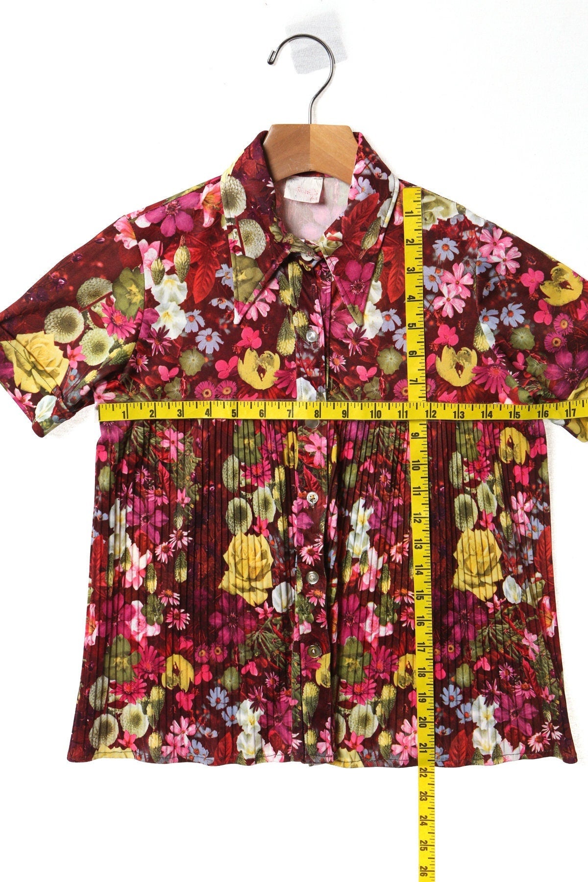 Vintage 70's polyester poly top blouse floral print red hippie