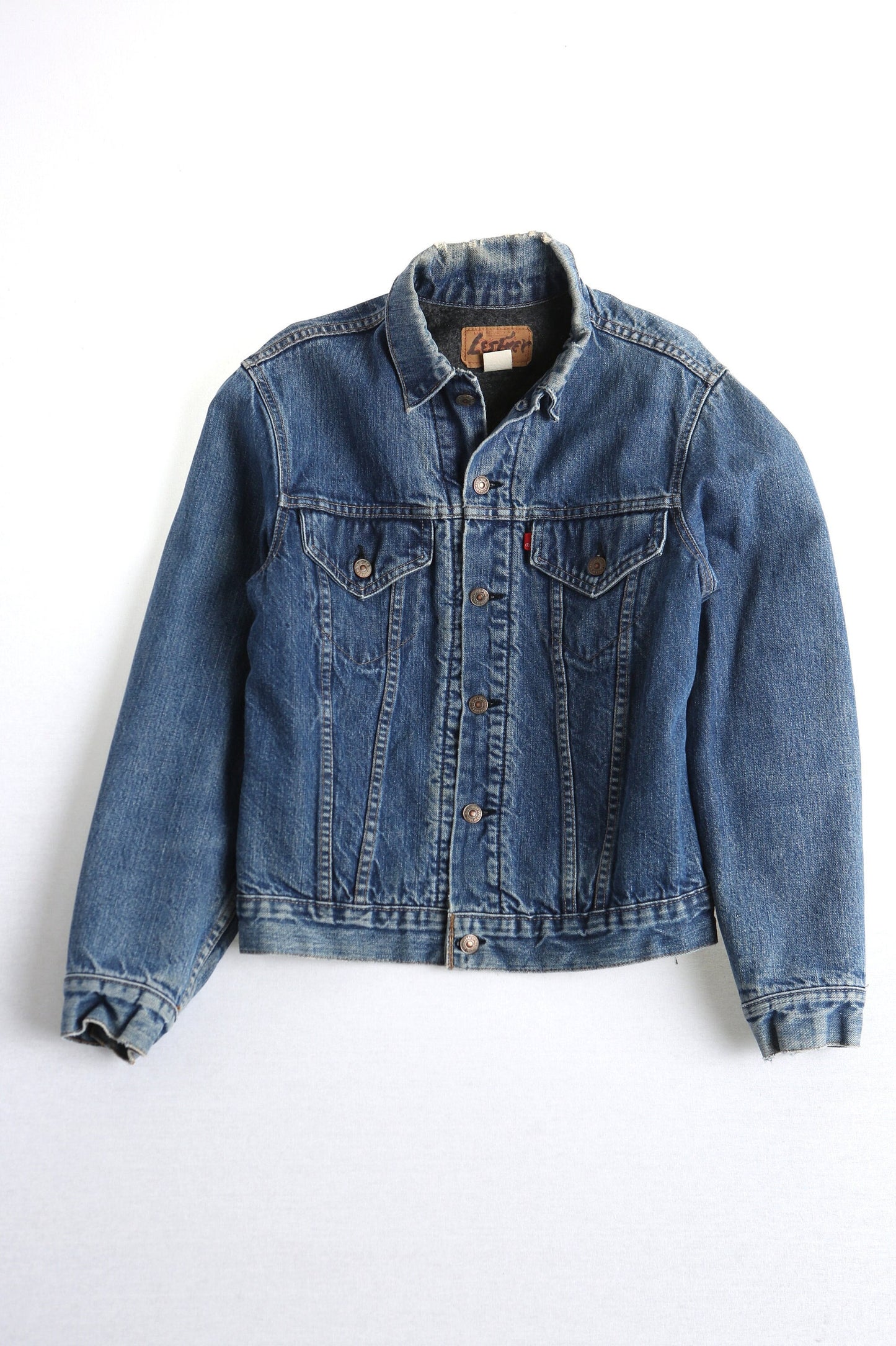 Levi's denim jacket vintage trucker big e medium wash 70's 60's men single stitch