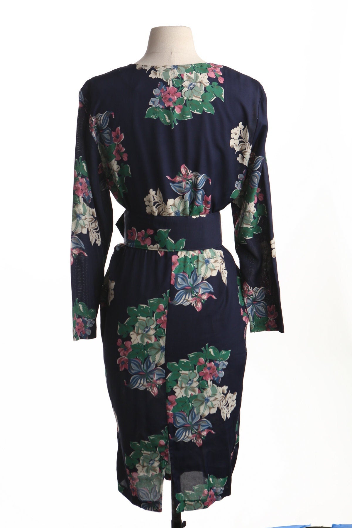 Vintage 90's 80's casual summer floral dress blue waist belt button front closure