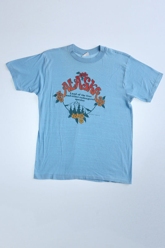 Alaska graphic print t-shirt blue 70's hippie land of the free and other endangered species nature mountains' flowers