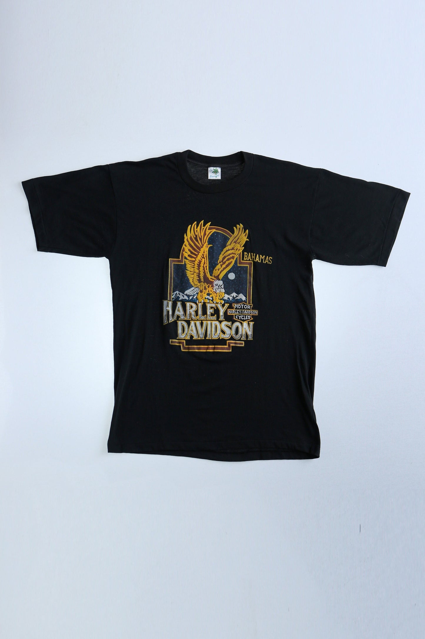 Harley davidson vintage t-shirt motorcycles bahamas eagle mountains