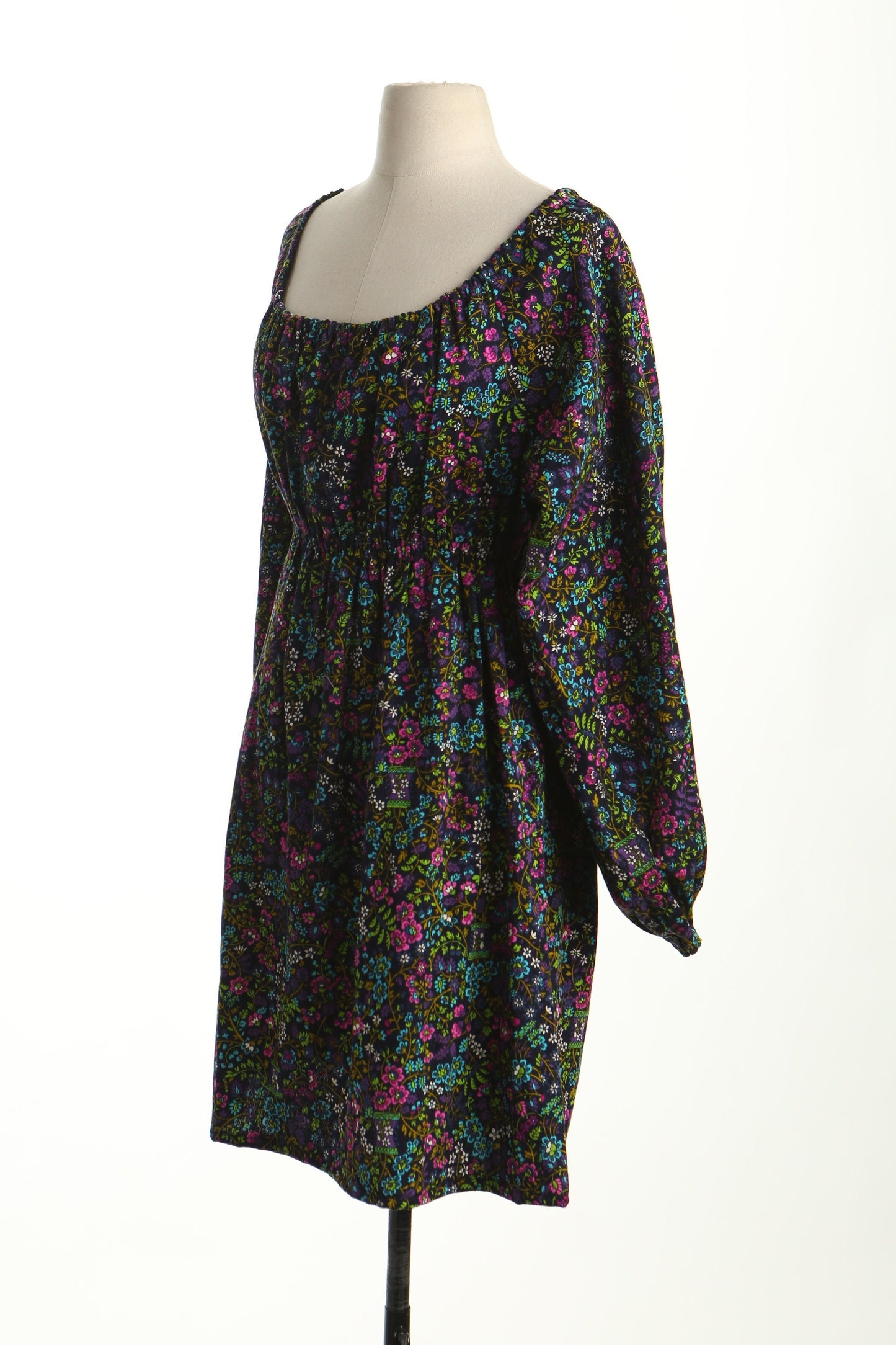 Vintage boho hippie summer floral print dress black off shoulder long sleeve 70's 60's