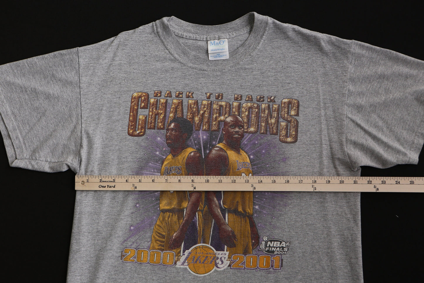 Lakers y2k 2000 2001 nba finals los angeles back to back champions kobe braynt shaquille o'neal large vintage gray