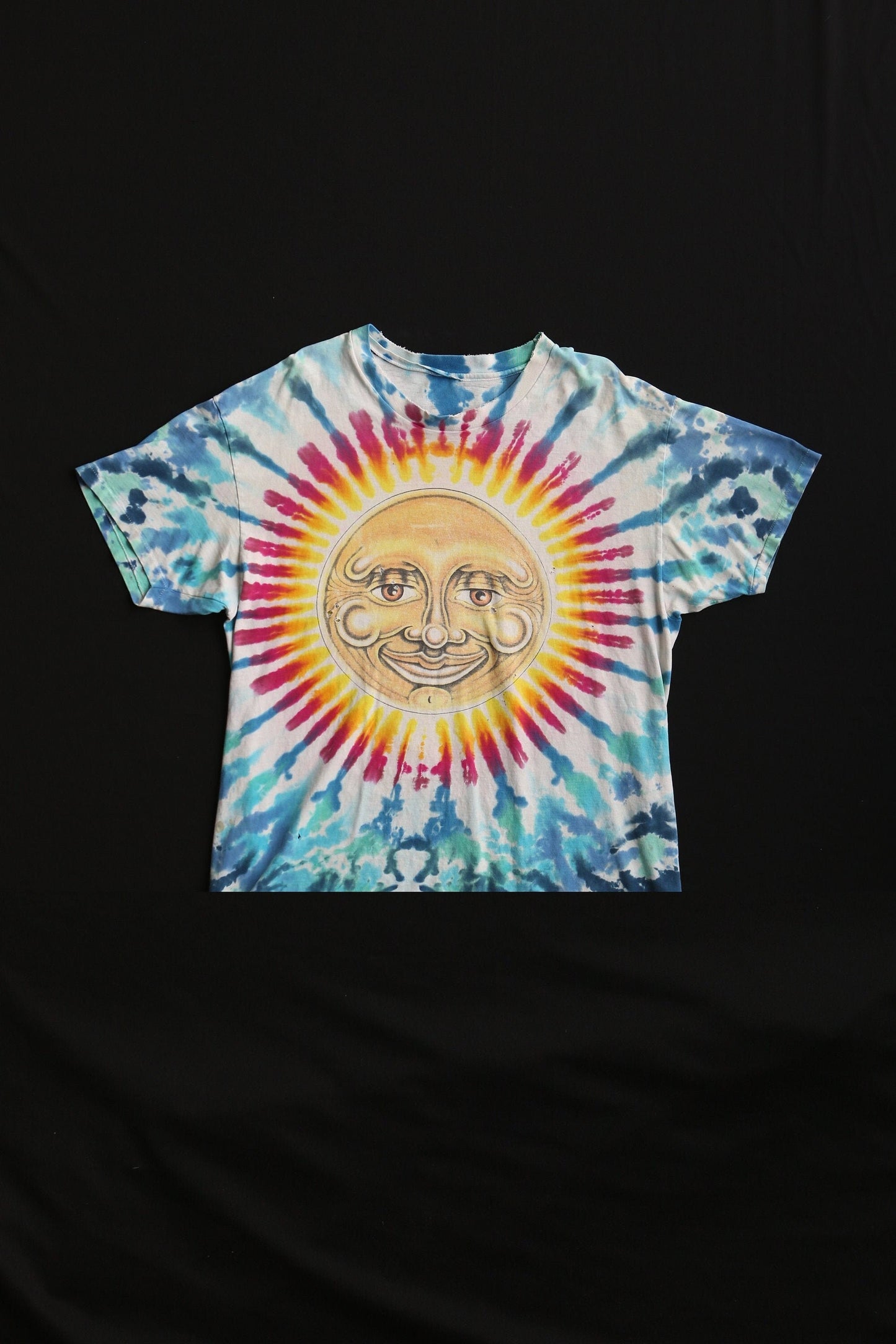 Vintage tie dye sun t-shirt hippie blue one god big mountain white