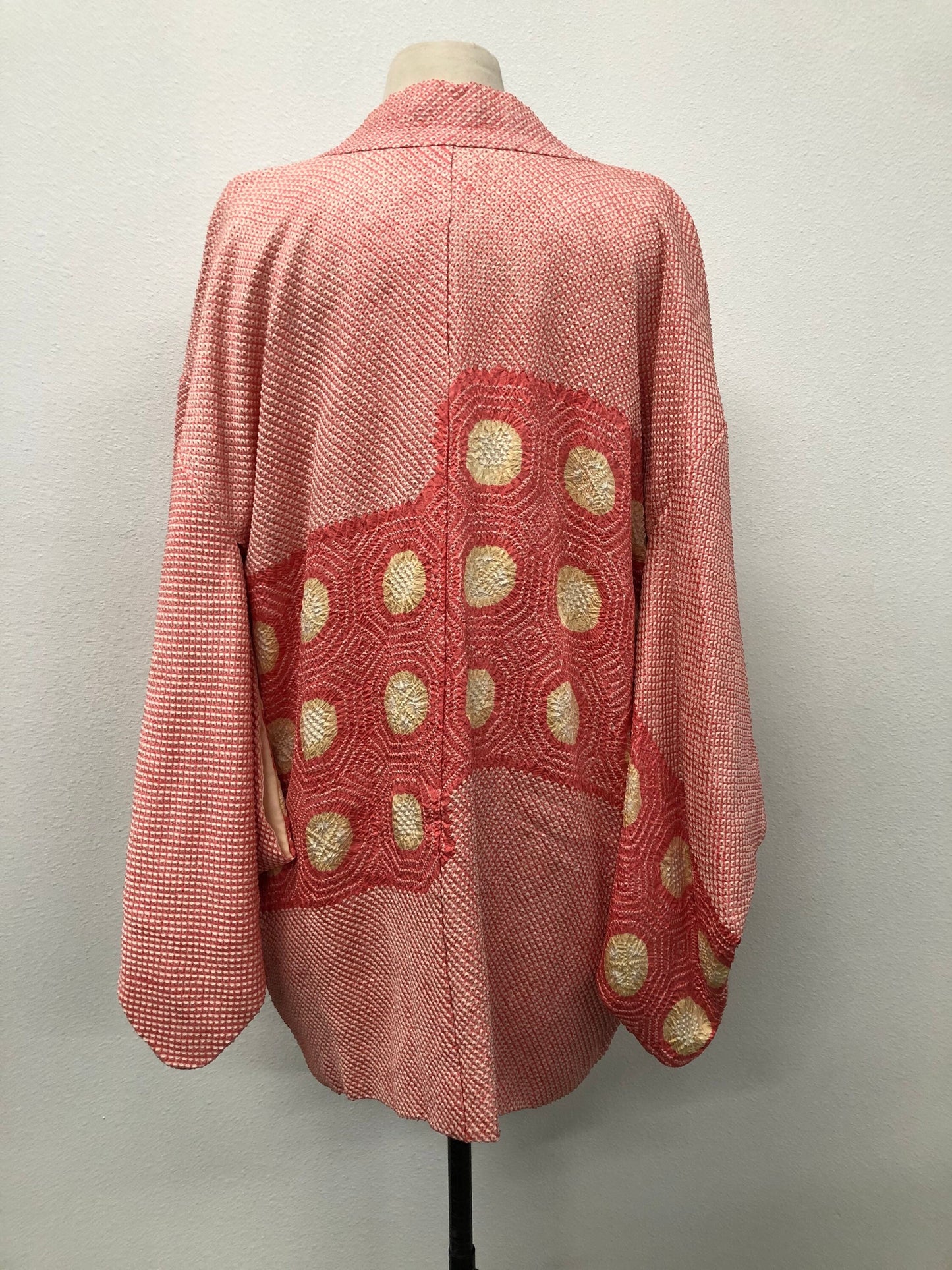 Unisex graphic print indoor wear casual japanese beige lining red jacket kimono