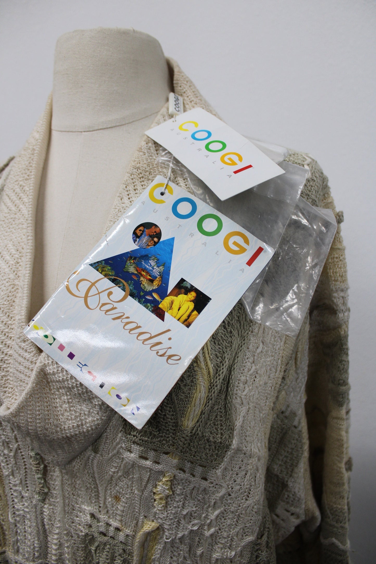 V neck coogi made in australia caradise size m white beige colored men cardigan sweater