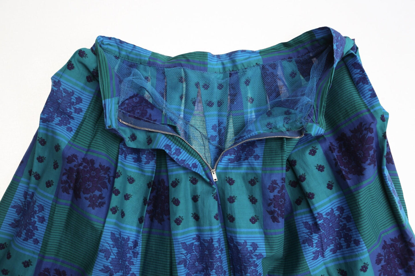 Vintage floral skirt blue embroidered plaid 50's cotton green short summer