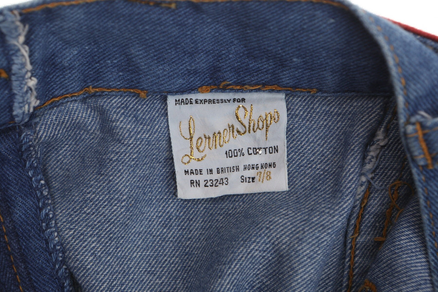 Vintage women blue denim 70's high waist short bell bottom folded seam waist belt