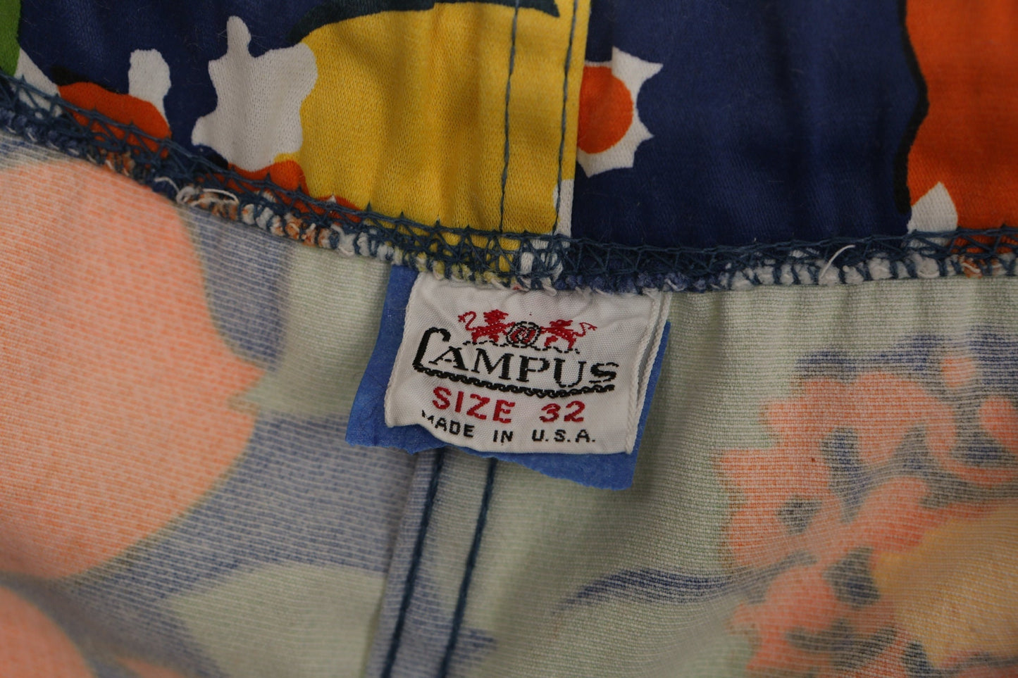 Vintage men shorts swim trunks floral print hawaiian blue campus made in usa 50's 60's