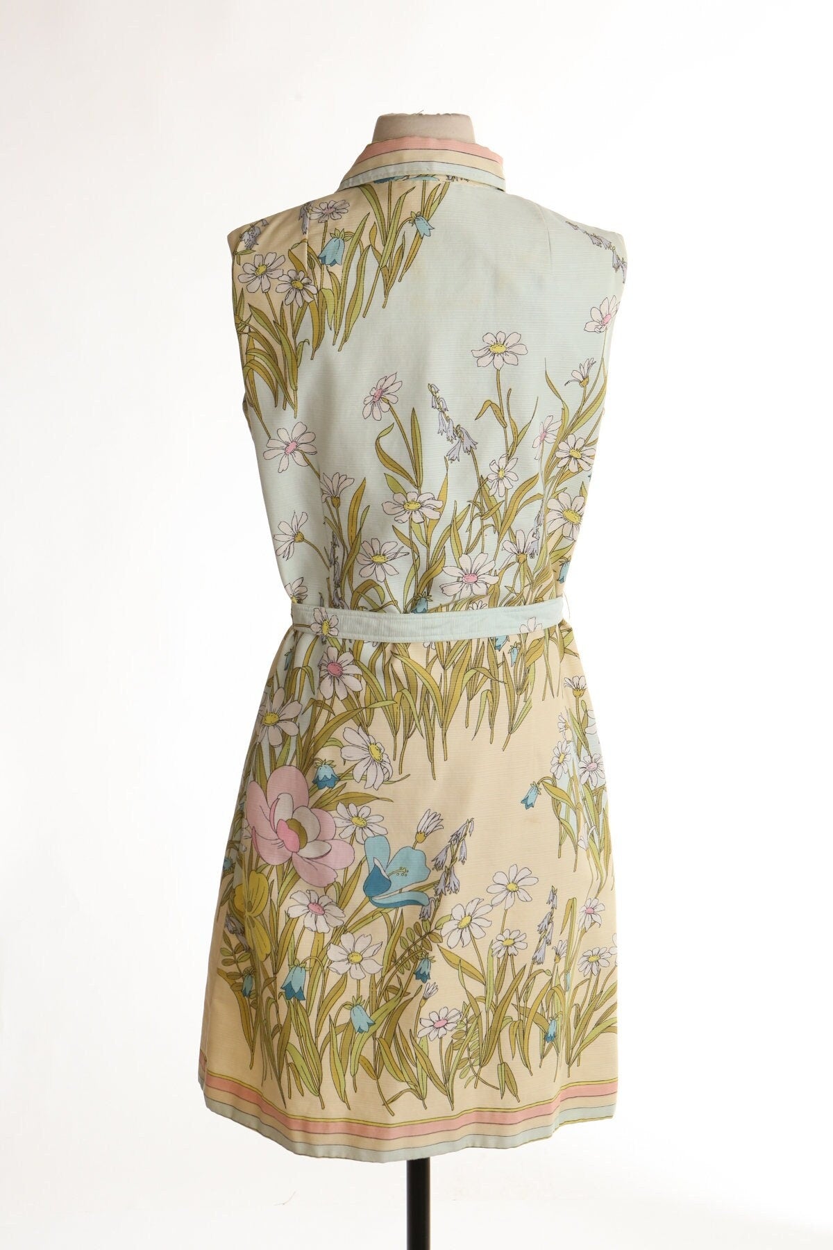 Vintage 70's summer dress floral print biege waist belt button front casual mcmullen