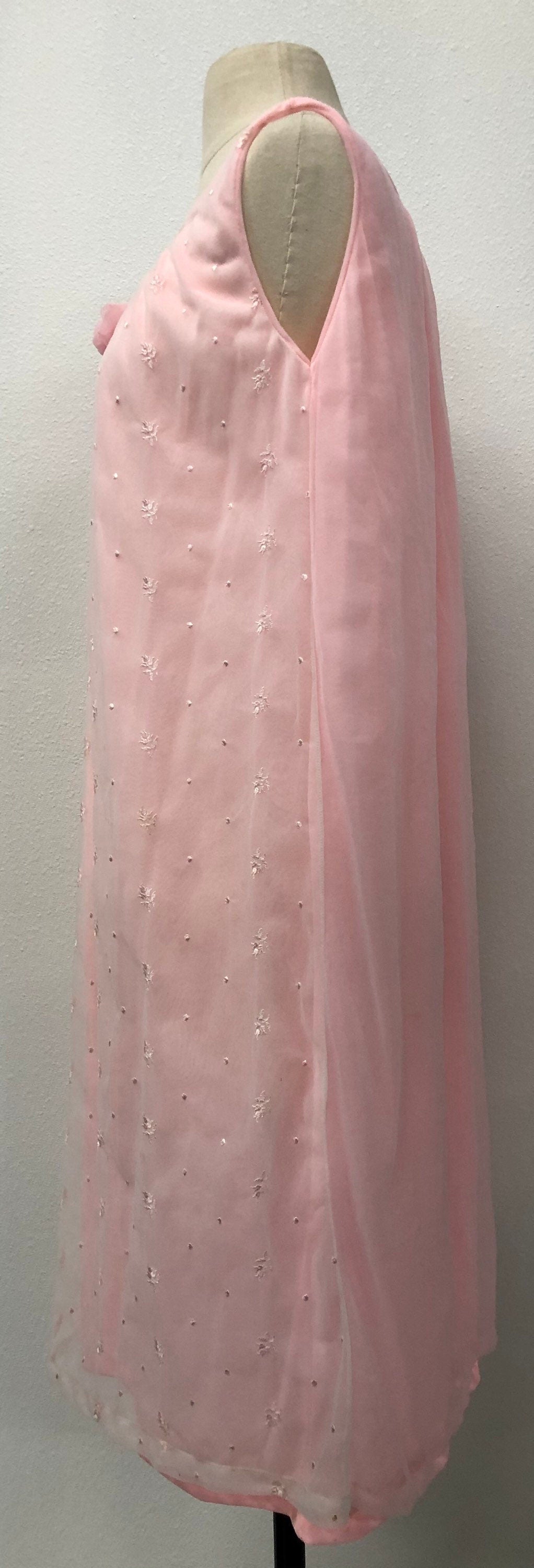 Wearing apparel dress slip nightgown catalinas label pink women vintage