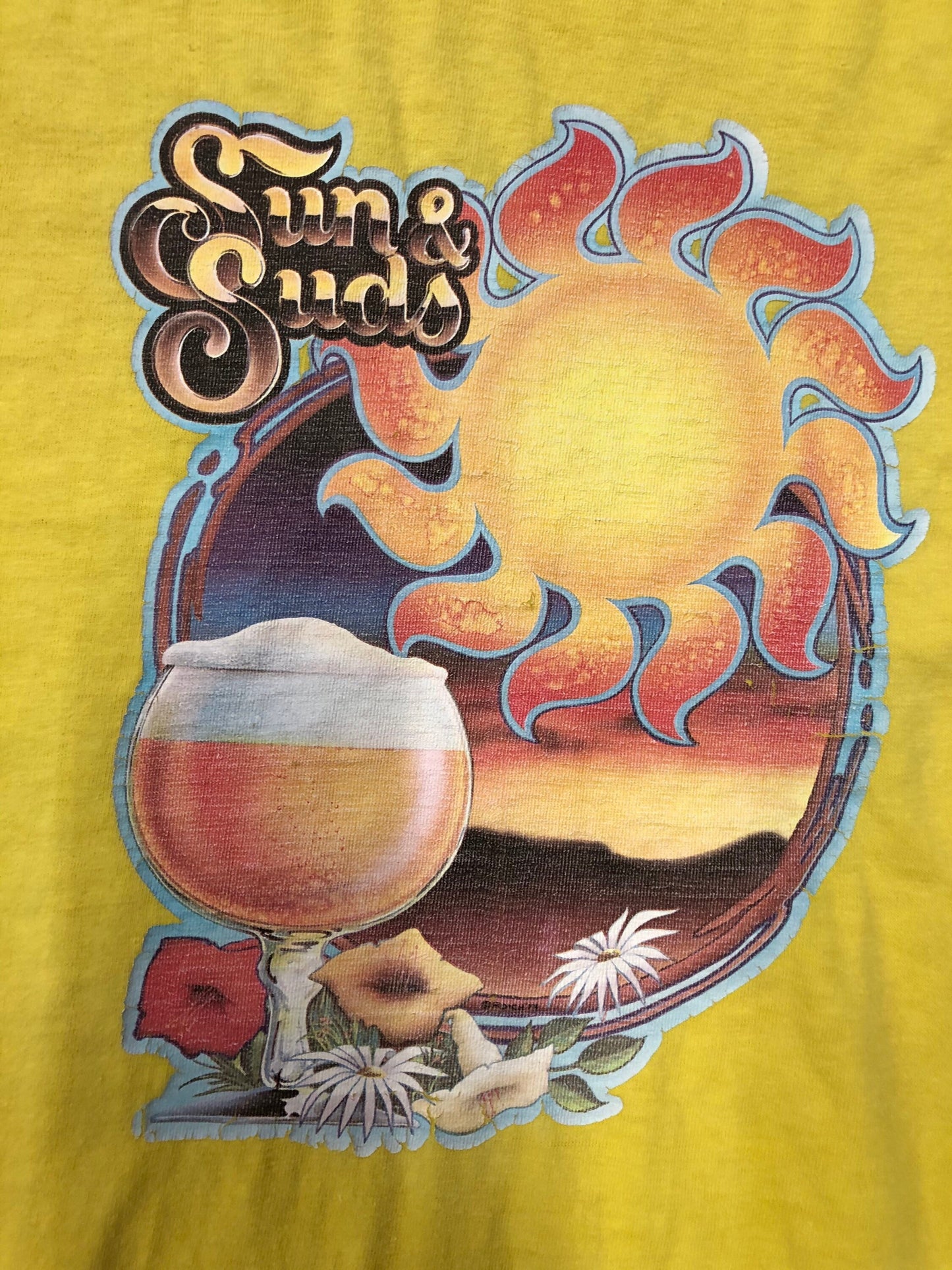 Glass cup sunset beer sun and suds yellow print iron board t-shirt graphic 70s vintage