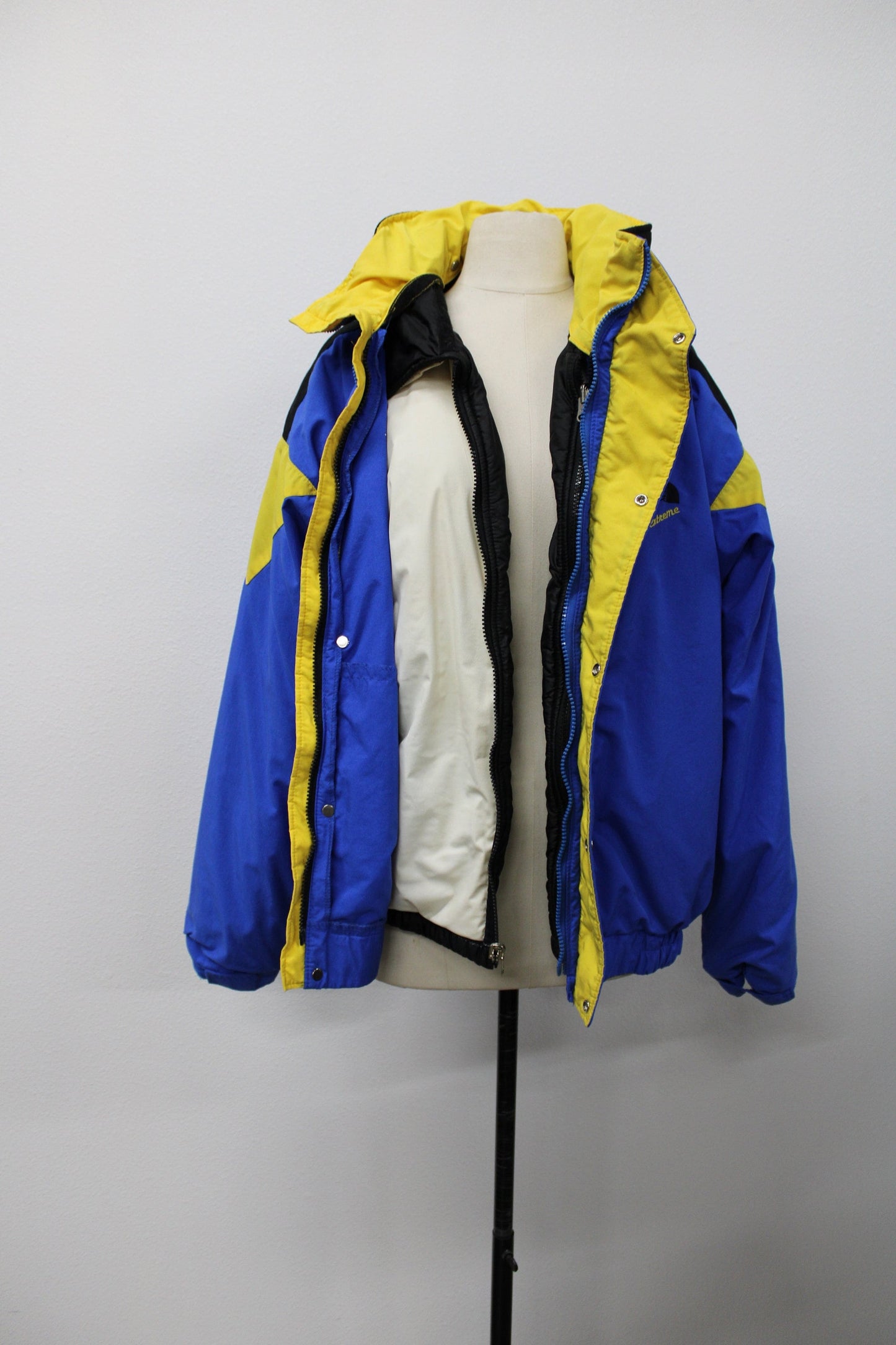 North face jacket extreme edition blue yellow bomber winter unisex double zipper snap closure black lining