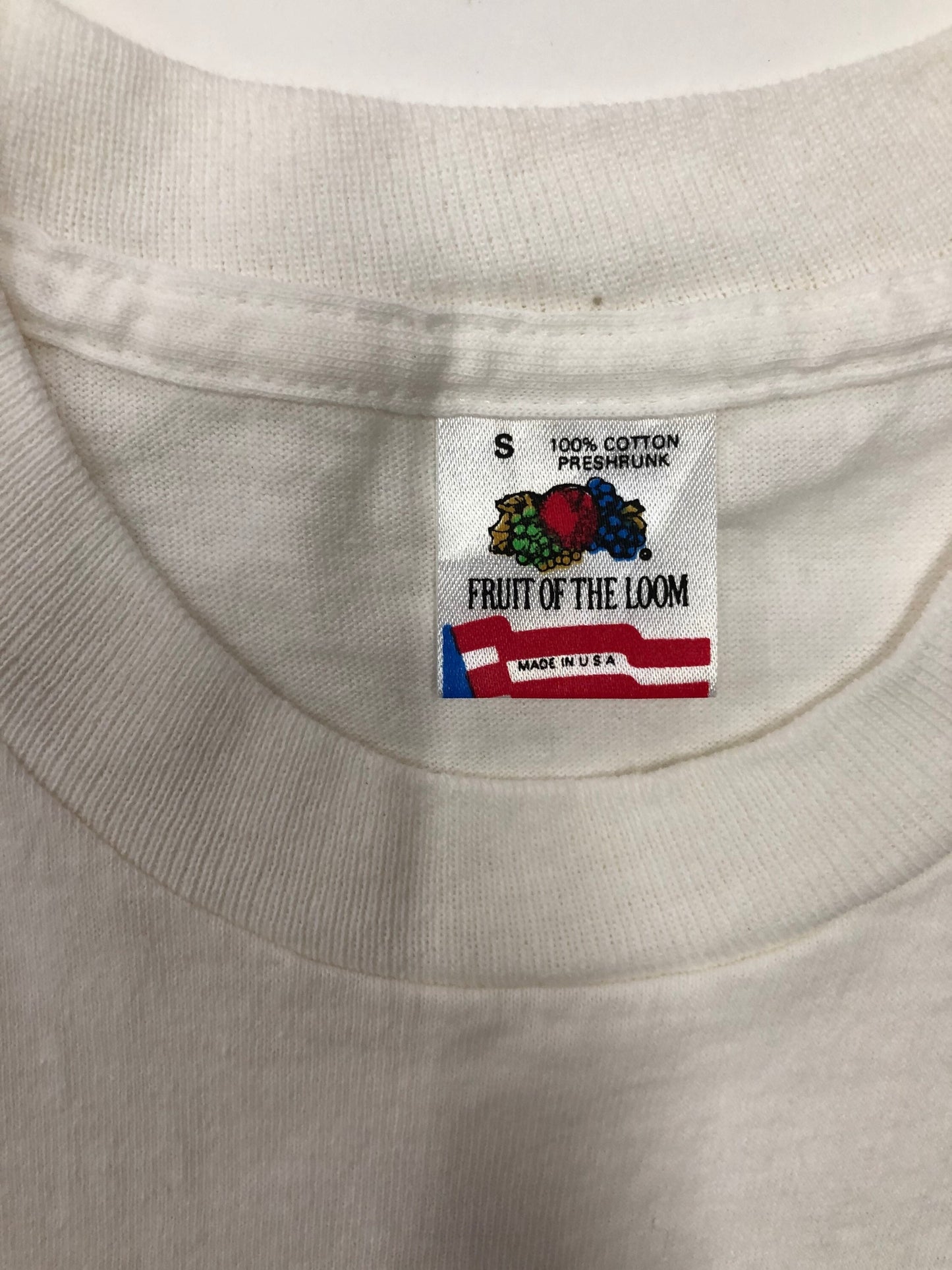 Celli cochran label fruit of the loom made in usa white t-shirt graphic vintage jeep