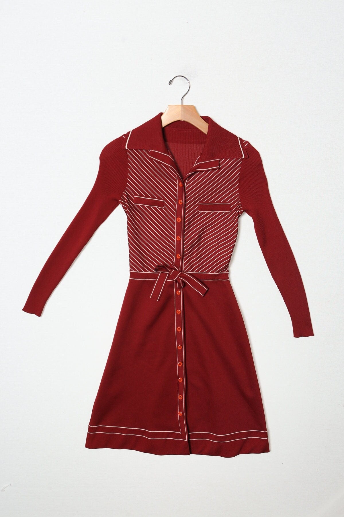 70's red summer casual dress long sleeve button up waist tie striped collared