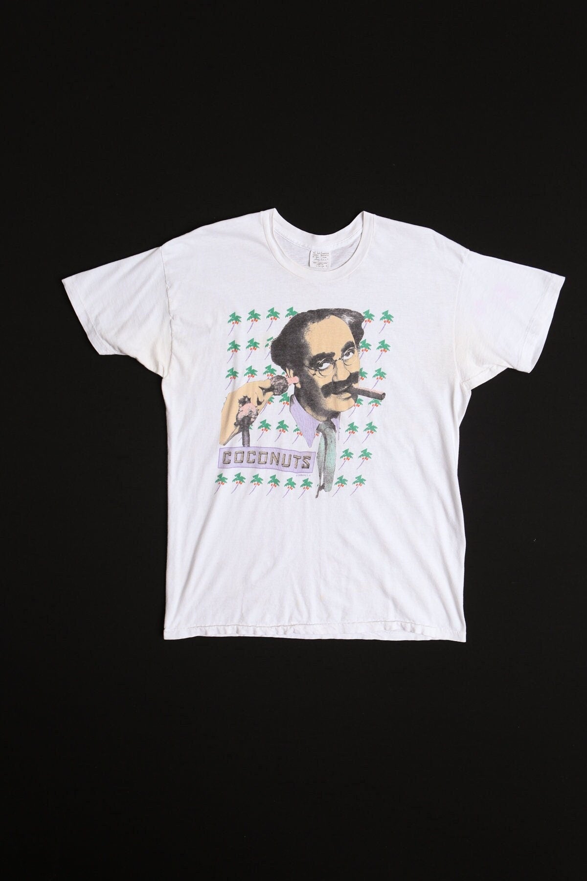 Vintage Funny Graphic T-shirt - Estimates Era 1980's - 1990's -