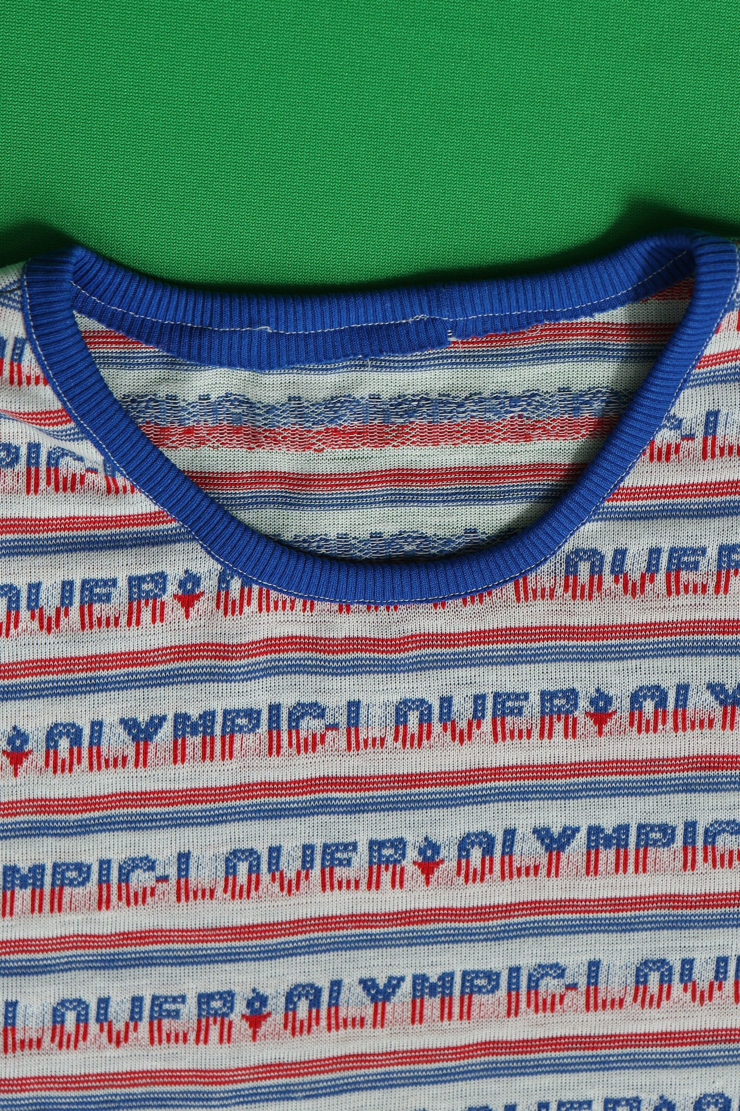 70's graphic t-shirt red white blue olympic lover print